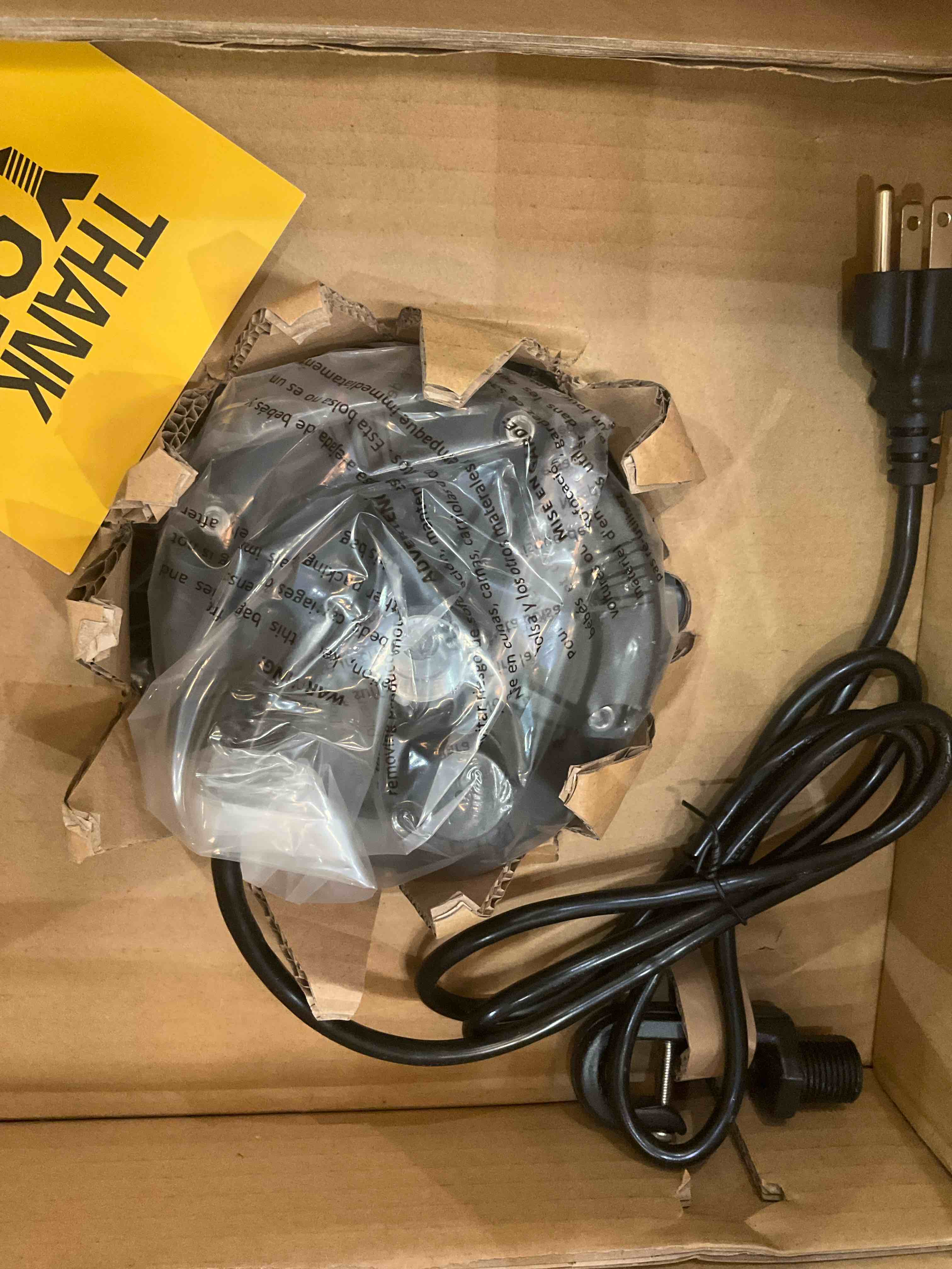 https://s3.amazonaws.com/lotting-images-prod/BargainHunt/EXS01386402_1718638286291.jpeg