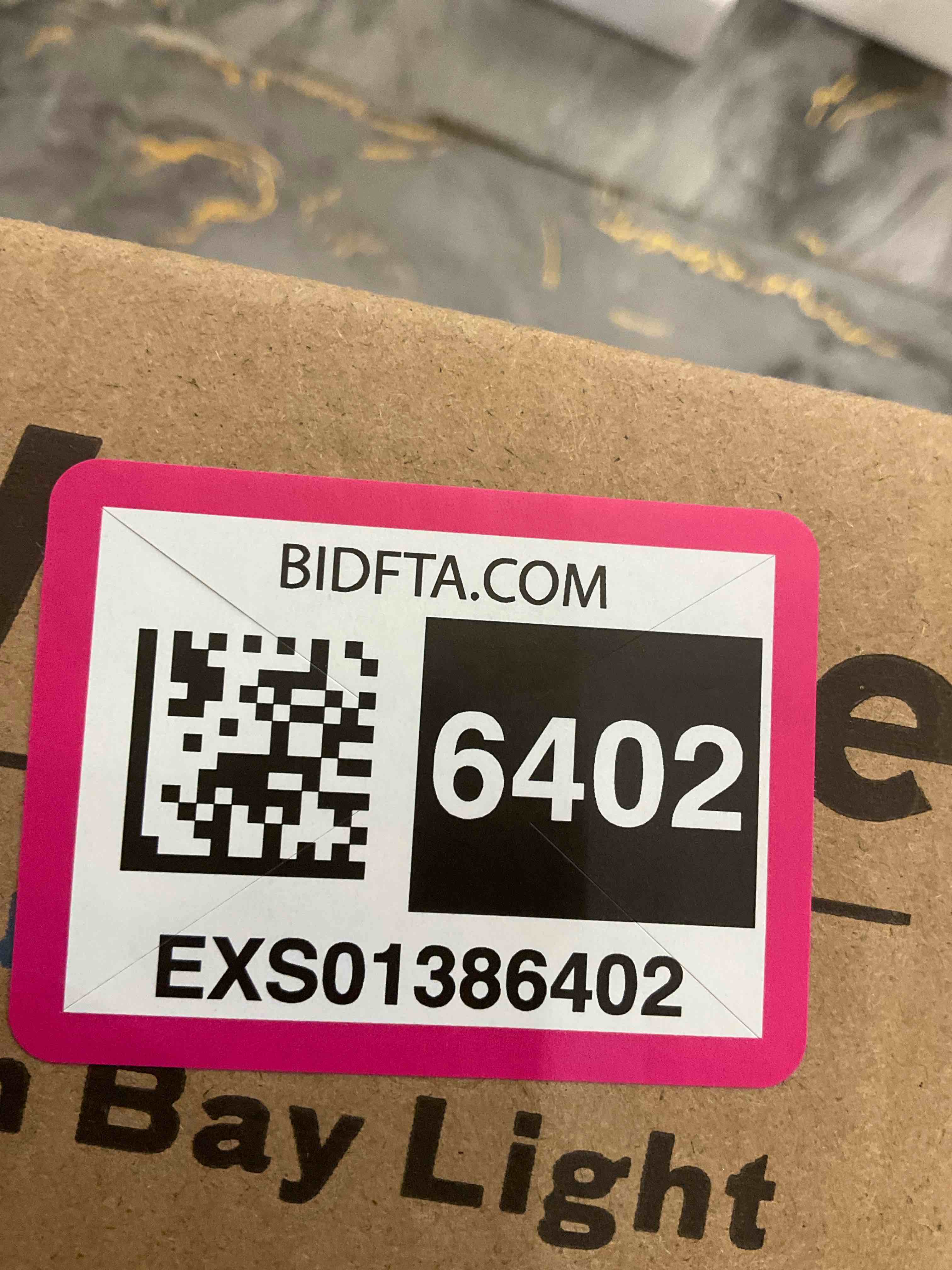 https://s3.amazonaws.com/lotting-images-prod/BargainHunt/EXS01386402_1718638308807.jpeg