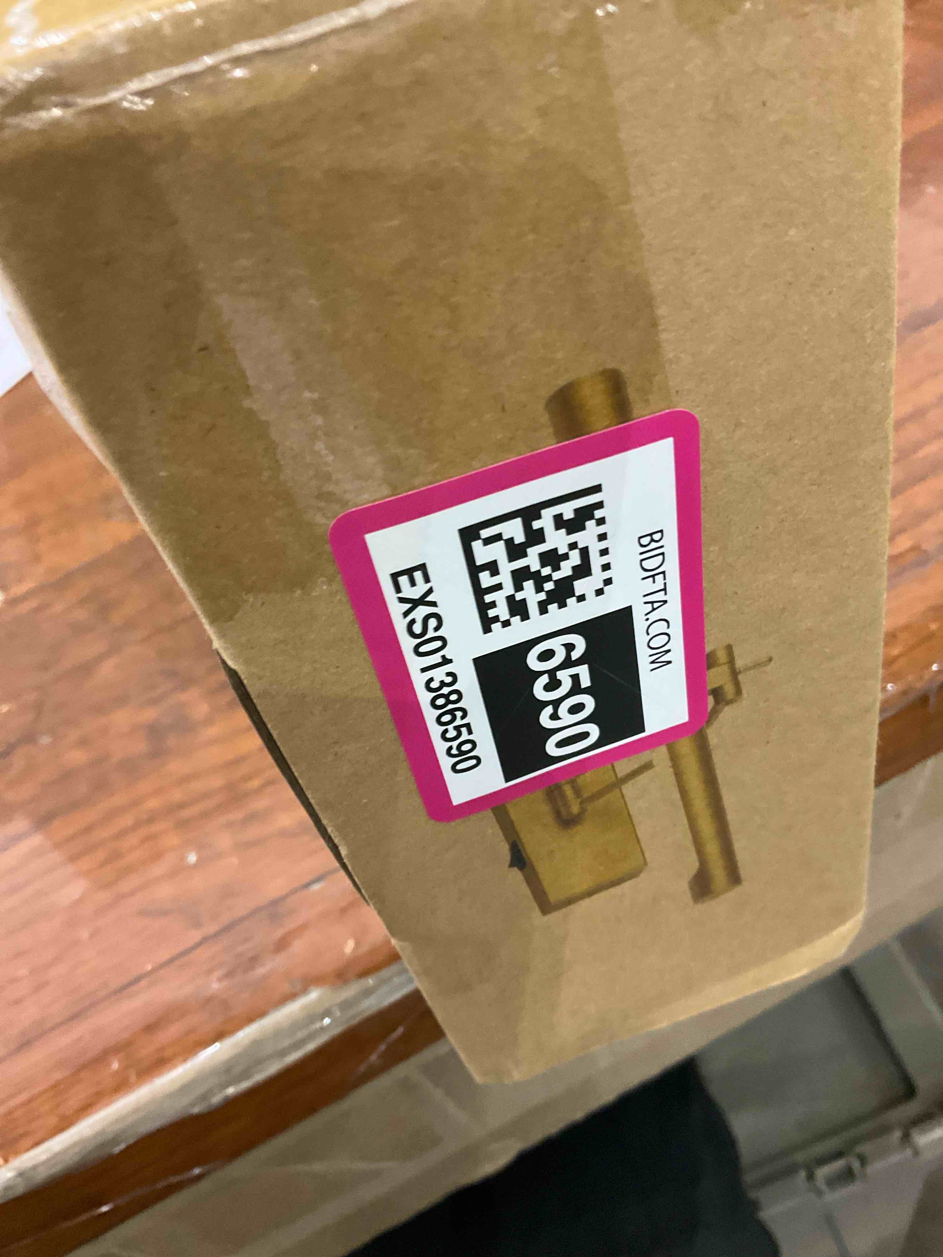 https://s3.amazonaws.com/lotting-images-prod/BargainHunt/EXS01386590_1718194796433.jpeg