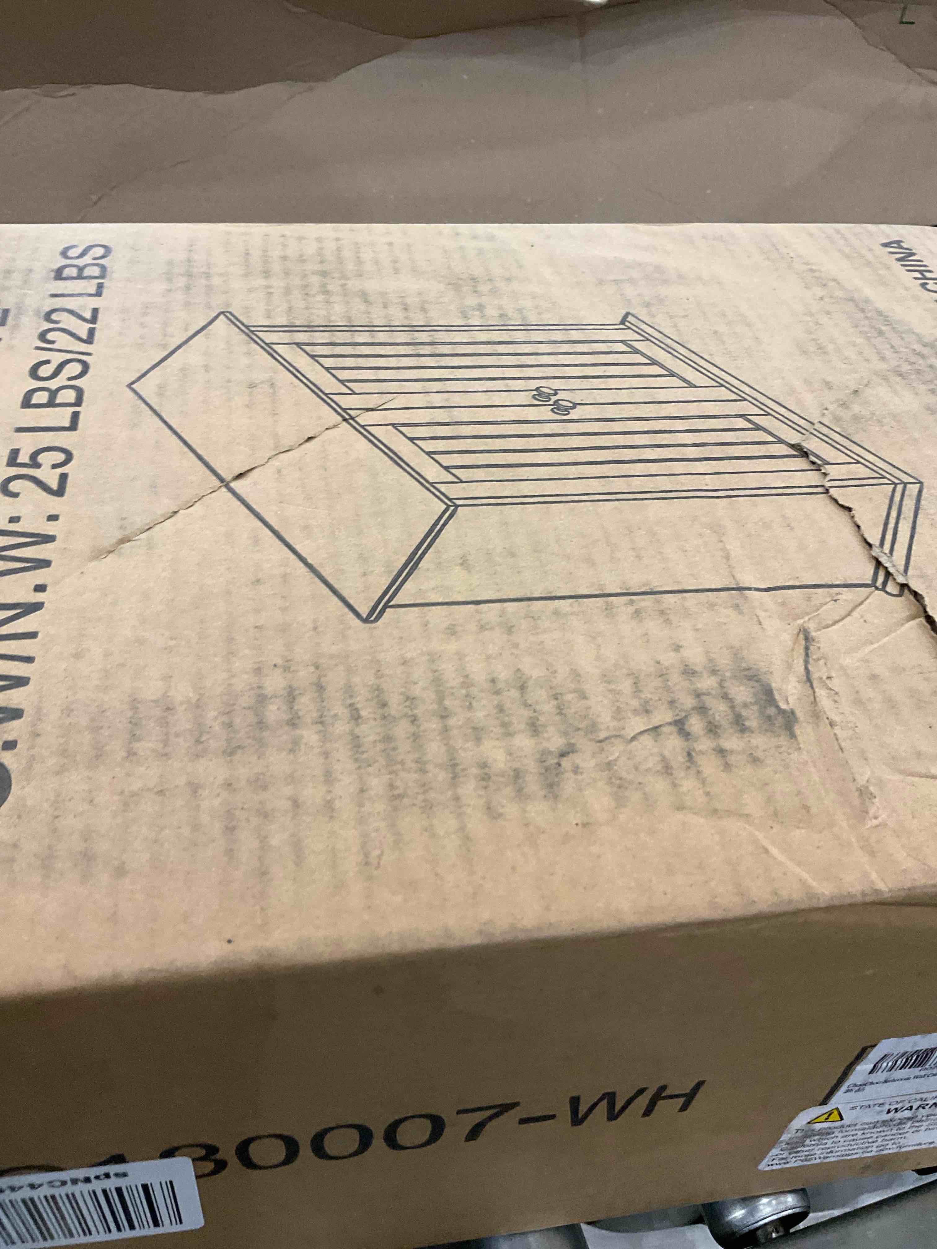 https://s3.amazonaws.com/lotting-images-prod/BargainHunt/EXS01386998_1718378546915.jpeg