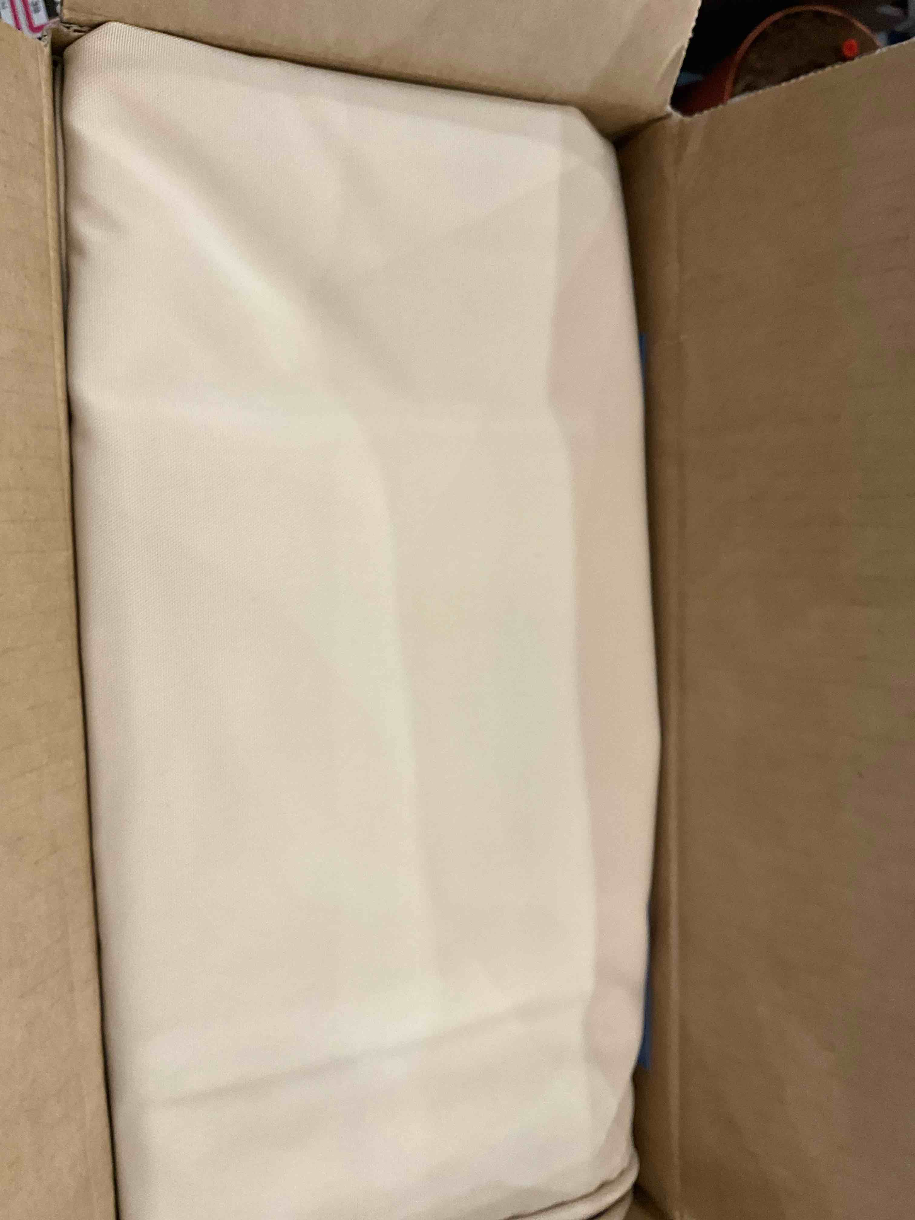 https://s3.amazonaws.com/lotting-images-prod/BargainHunt/EXS01387138_1718125676932.jpeg