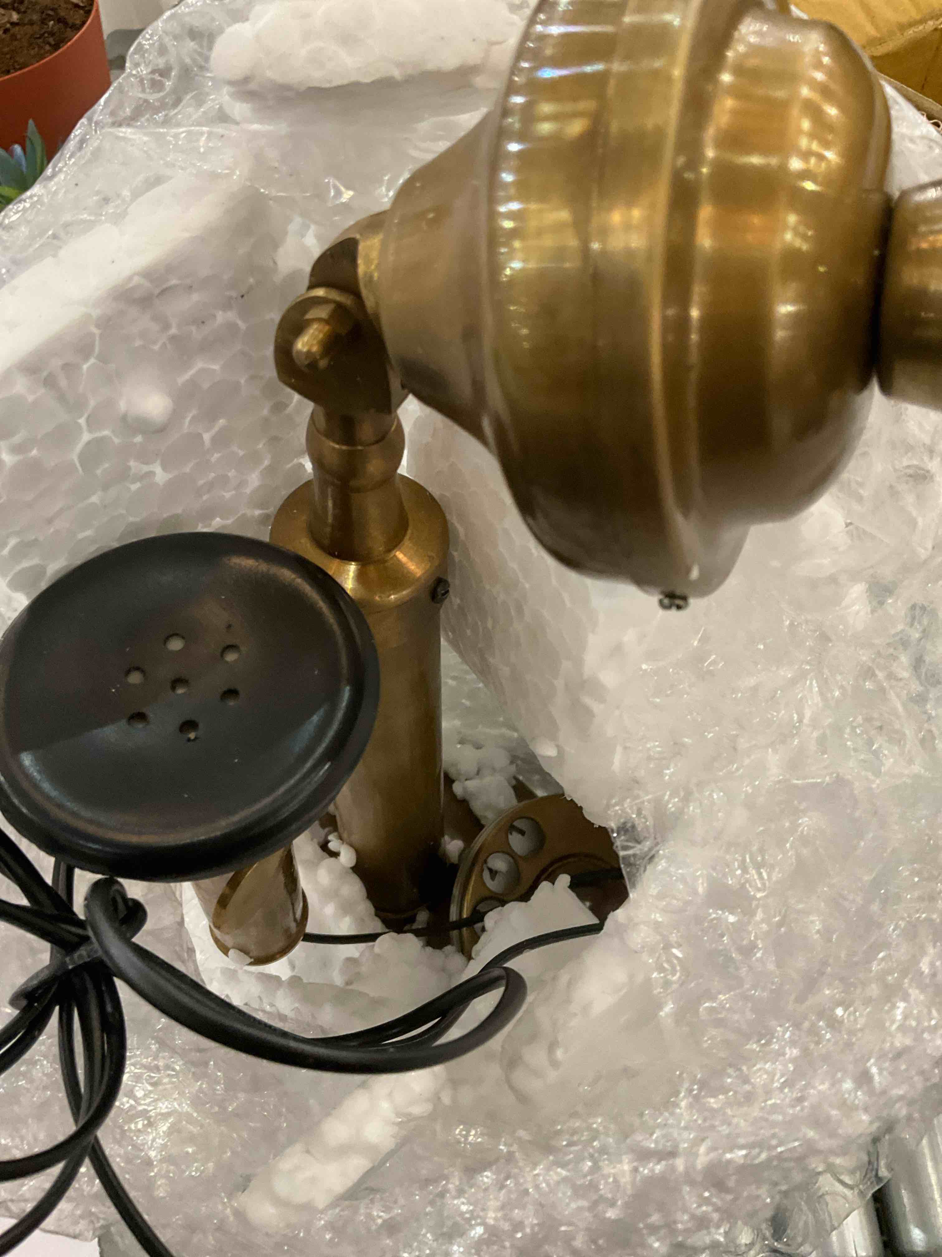 https://s3.amazonaws.com/lotting-images-prod/BargainHunt/EXS01387141_1718126078229.jpeg
