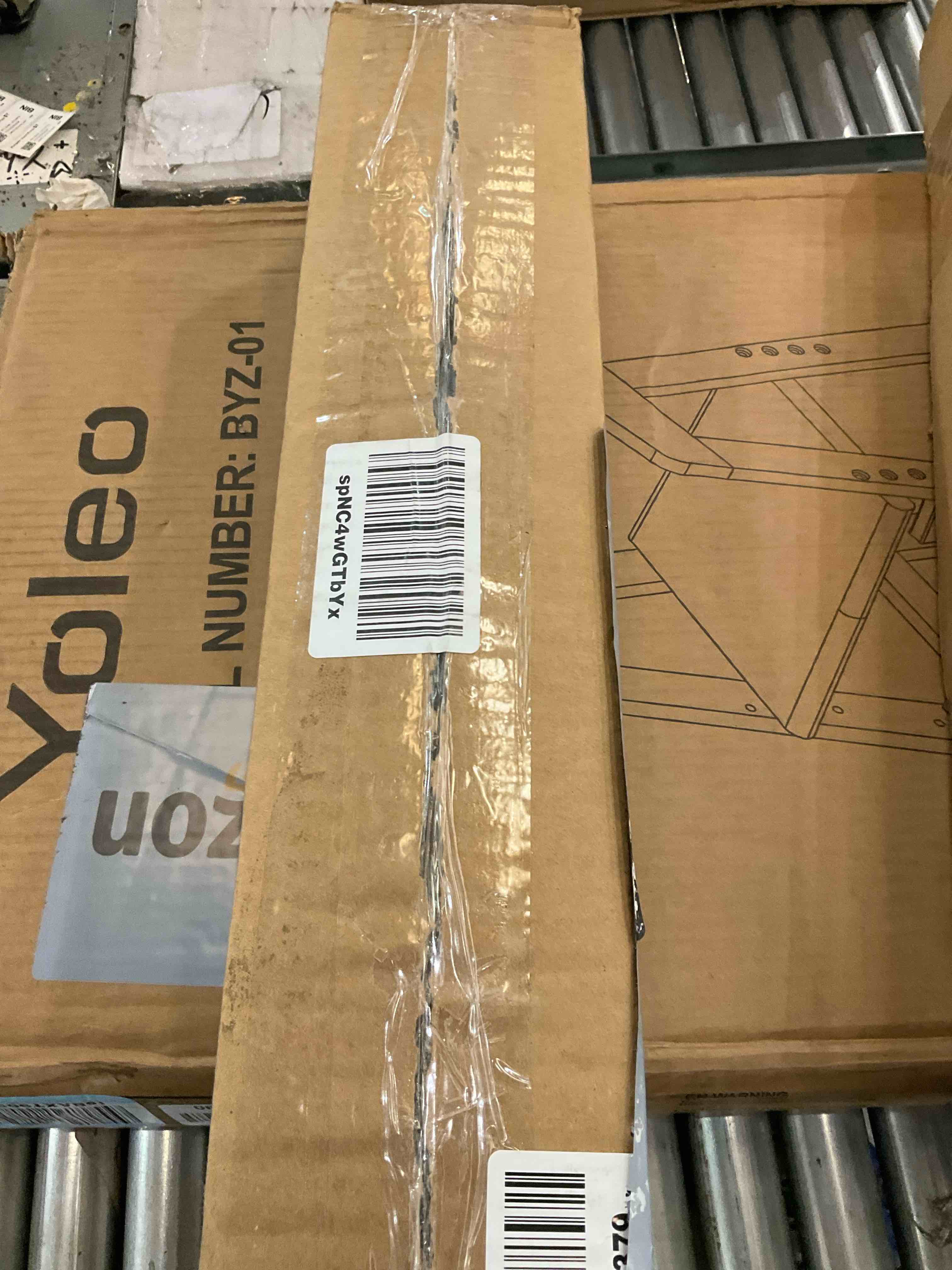 https://s3.amazonaws.com/lotting-images-prod/BargainHunt/EXS01387248_1718218030950.jpeg