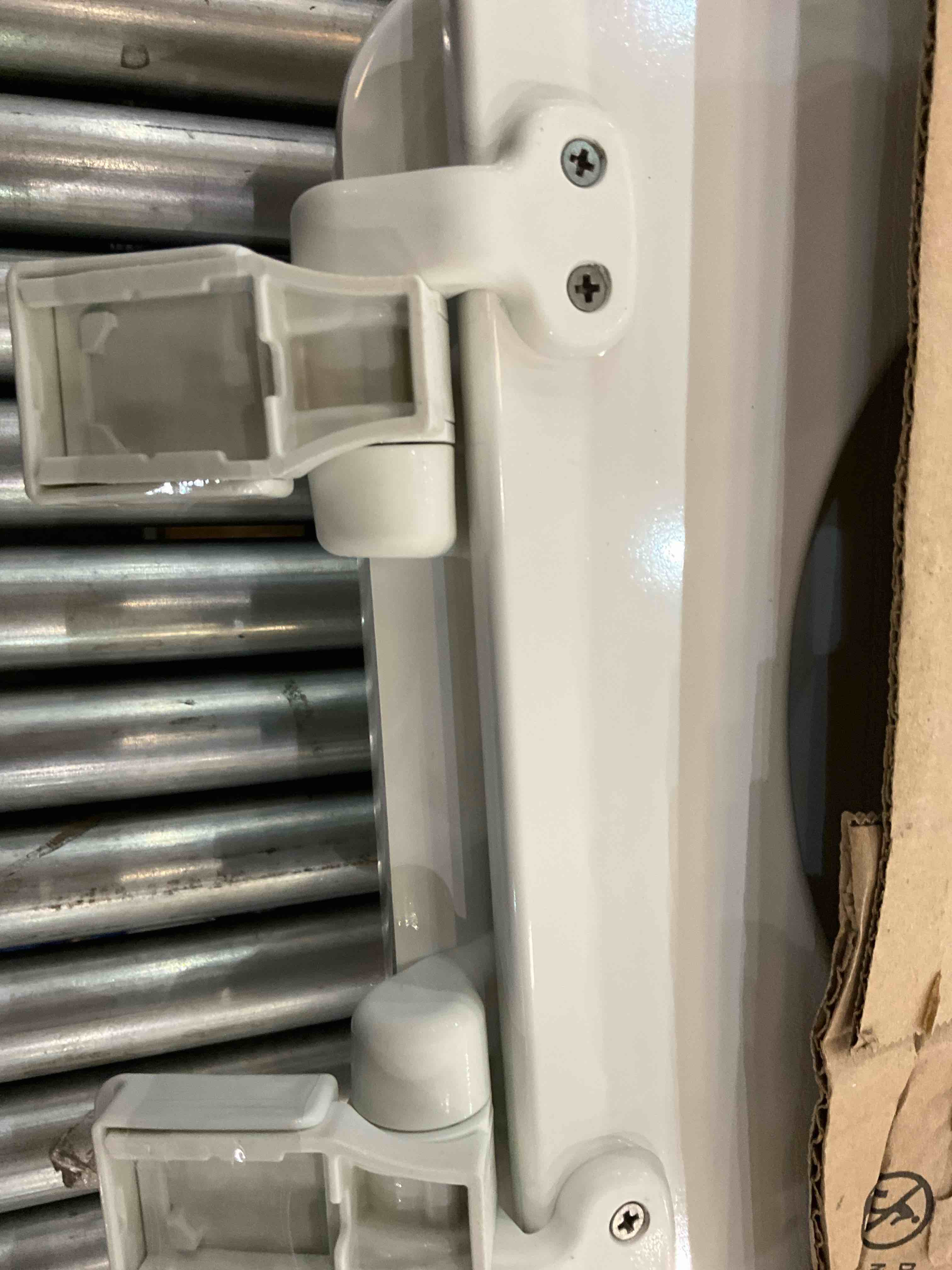 https://s3.amazonaws.com/lotting-images-prod/BargainHunt/EXS01387254_1718219222844.jpeg