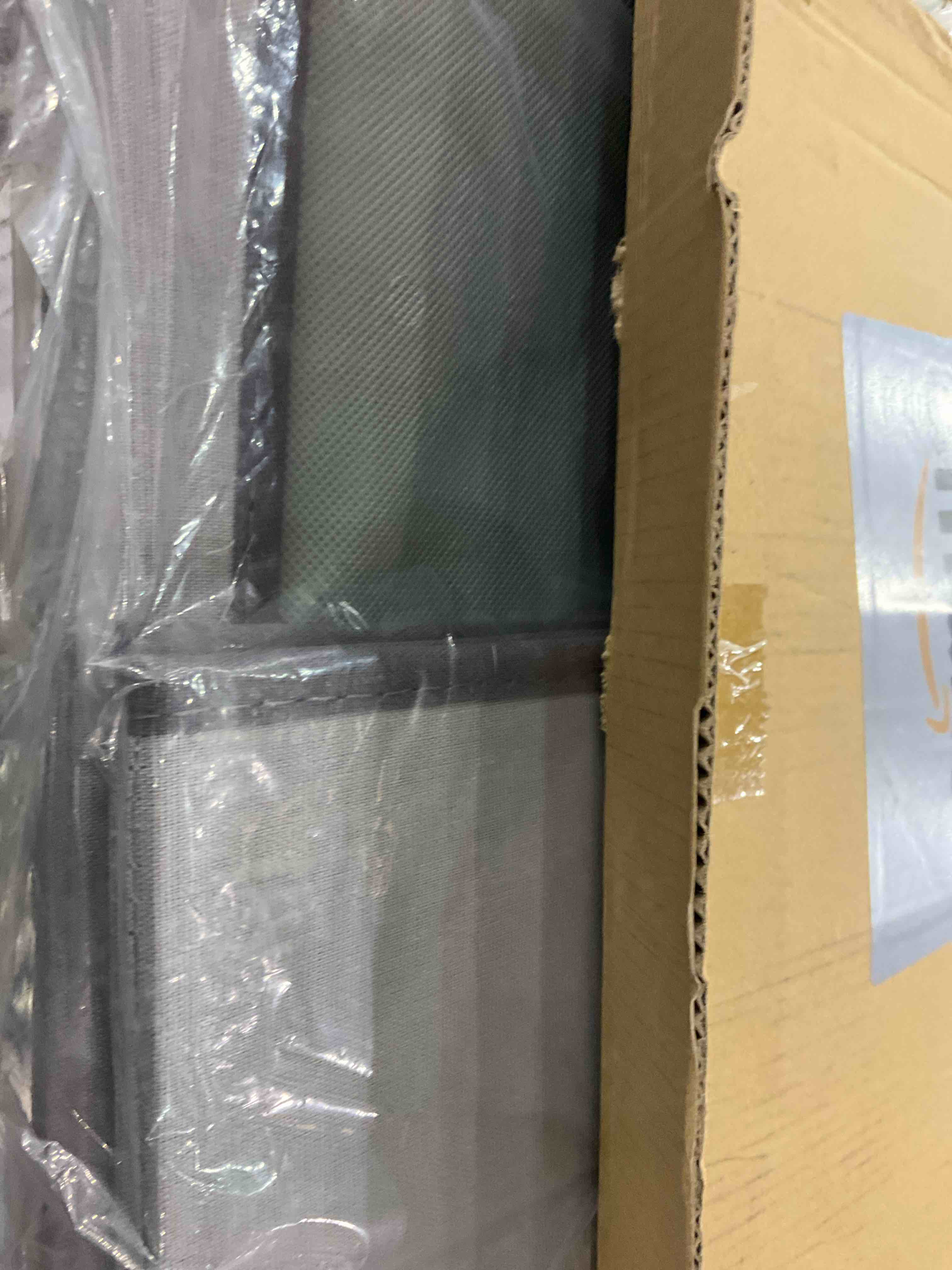 https://s3.amazonaws.com/lotting-images-prod/BargainHunt/EXS01387257_1718277710498.jpeg