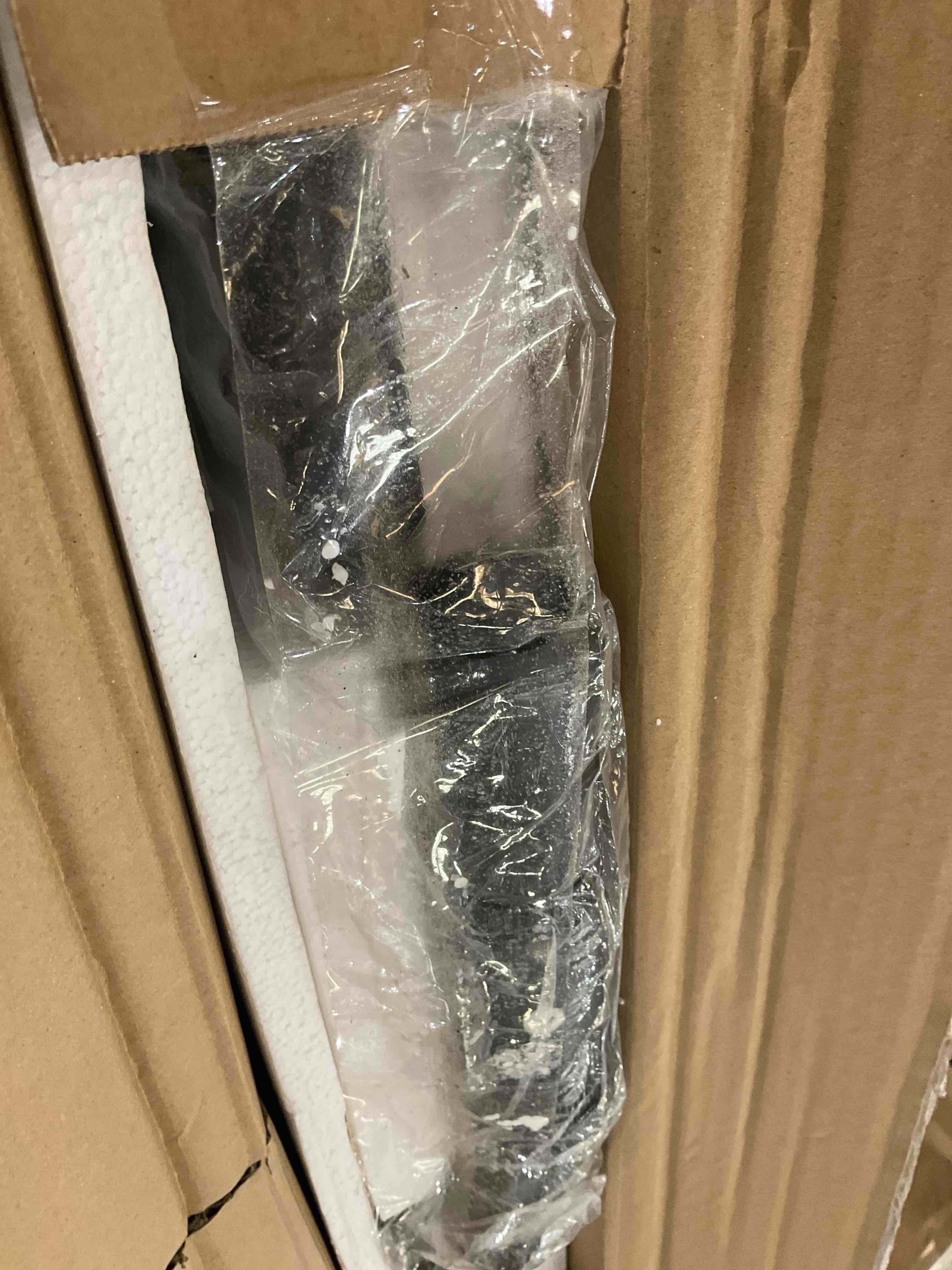 https://s3.amazonaws.com/lotting-images-prod/BargainHunt/EXS01387328_1718298758783.jpeg