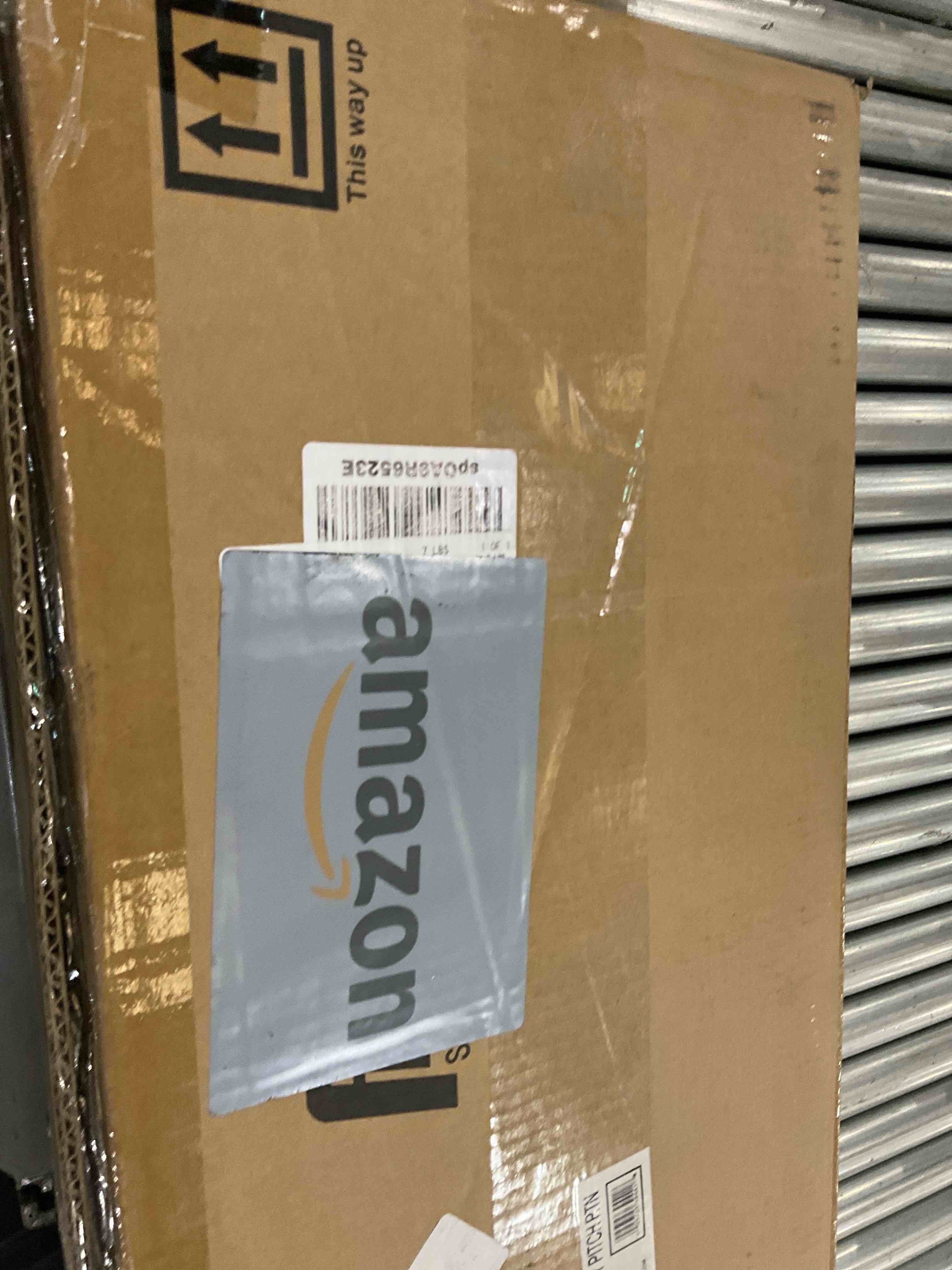 https://s3.amazonaws.com/lotting-images-prod/BargainHunt/EXS01387467_1718627881572.jpeg