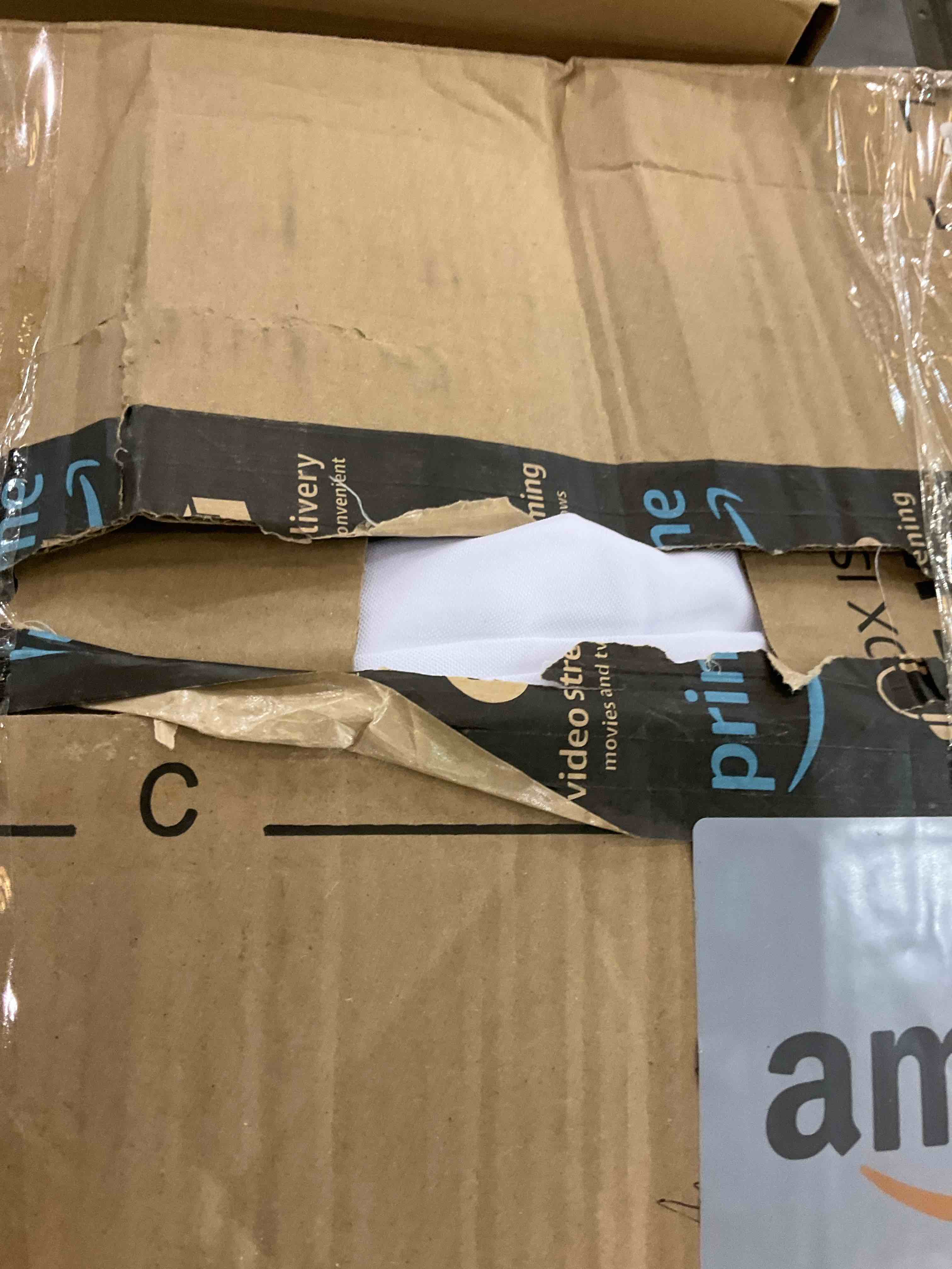 https://s3.amazonaws.com/lotting-images-prod/BargainHunt/EXS01387582_1718632655091.jpeg