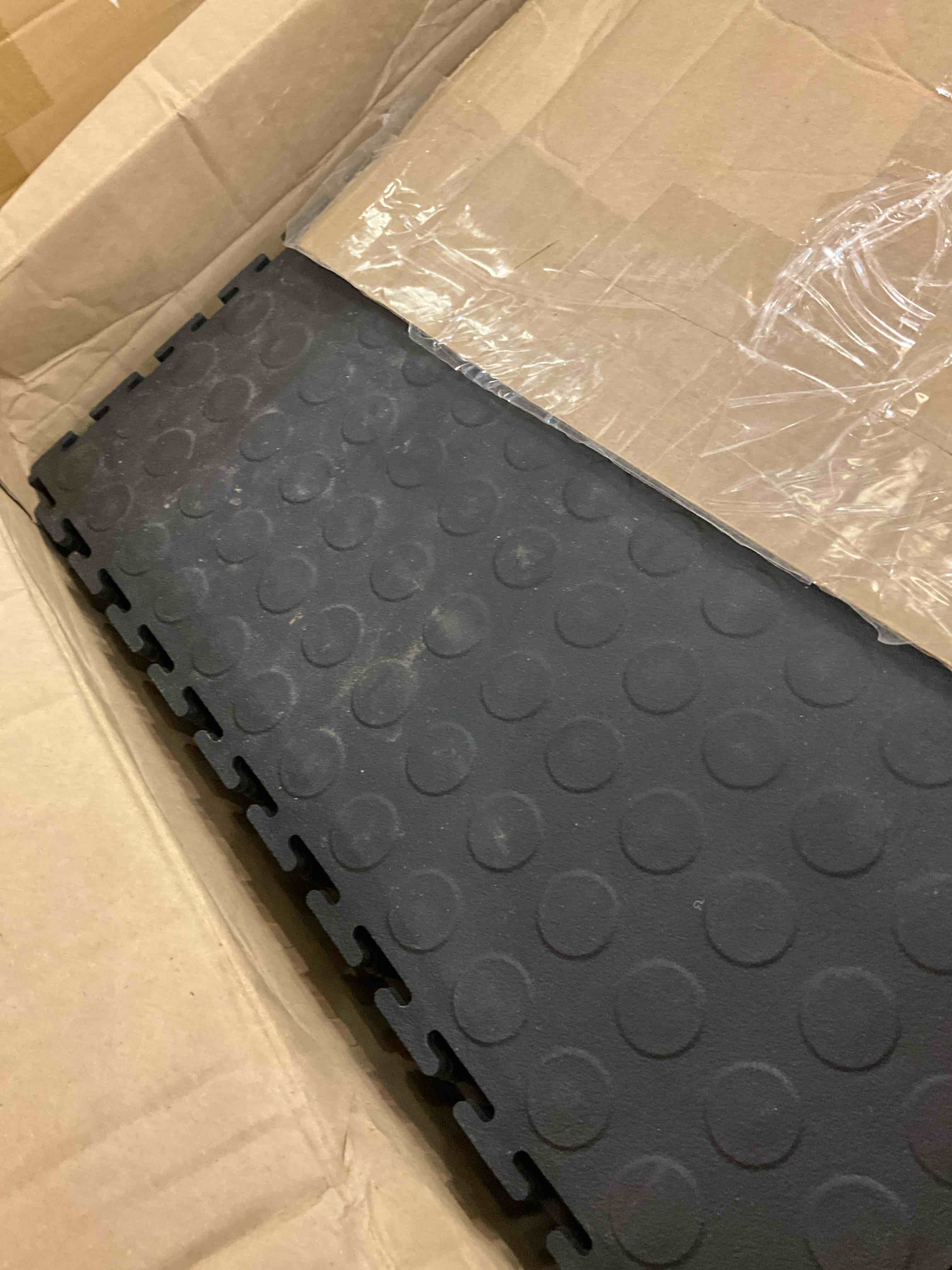 https://s3.amazonaws.com/lotting-images-prod/BargainHunt/EXS01388153_1721657605763.jpeg