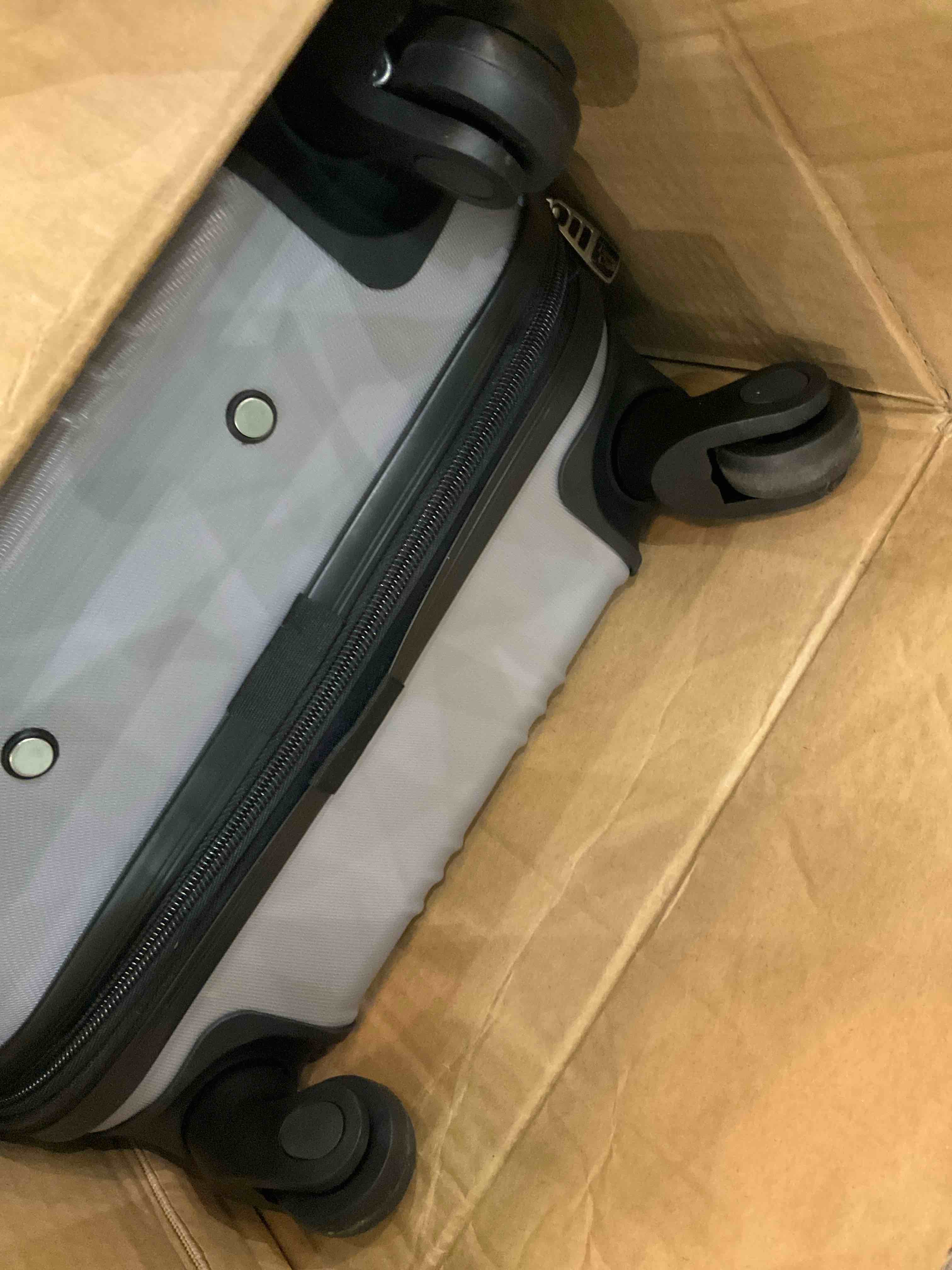 https://s3.amazonaws.com/lotting-images-prod/BargainHunt/EXS01388211_1721669235447.jpeg