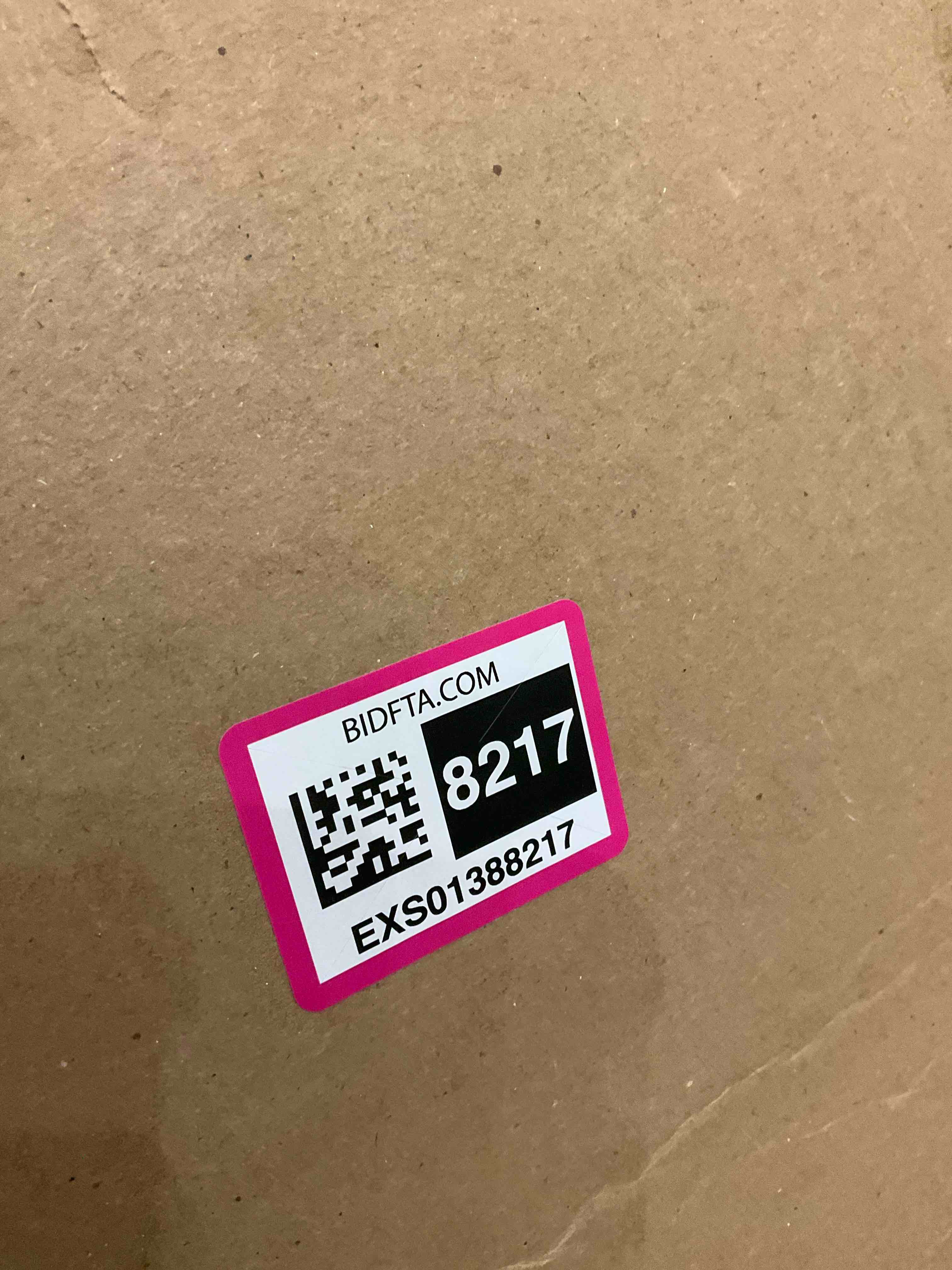 https://s3.amazonaws.com/lotting-images-prod/BargainHunt/EXS01388217_1721669913798.jpeg