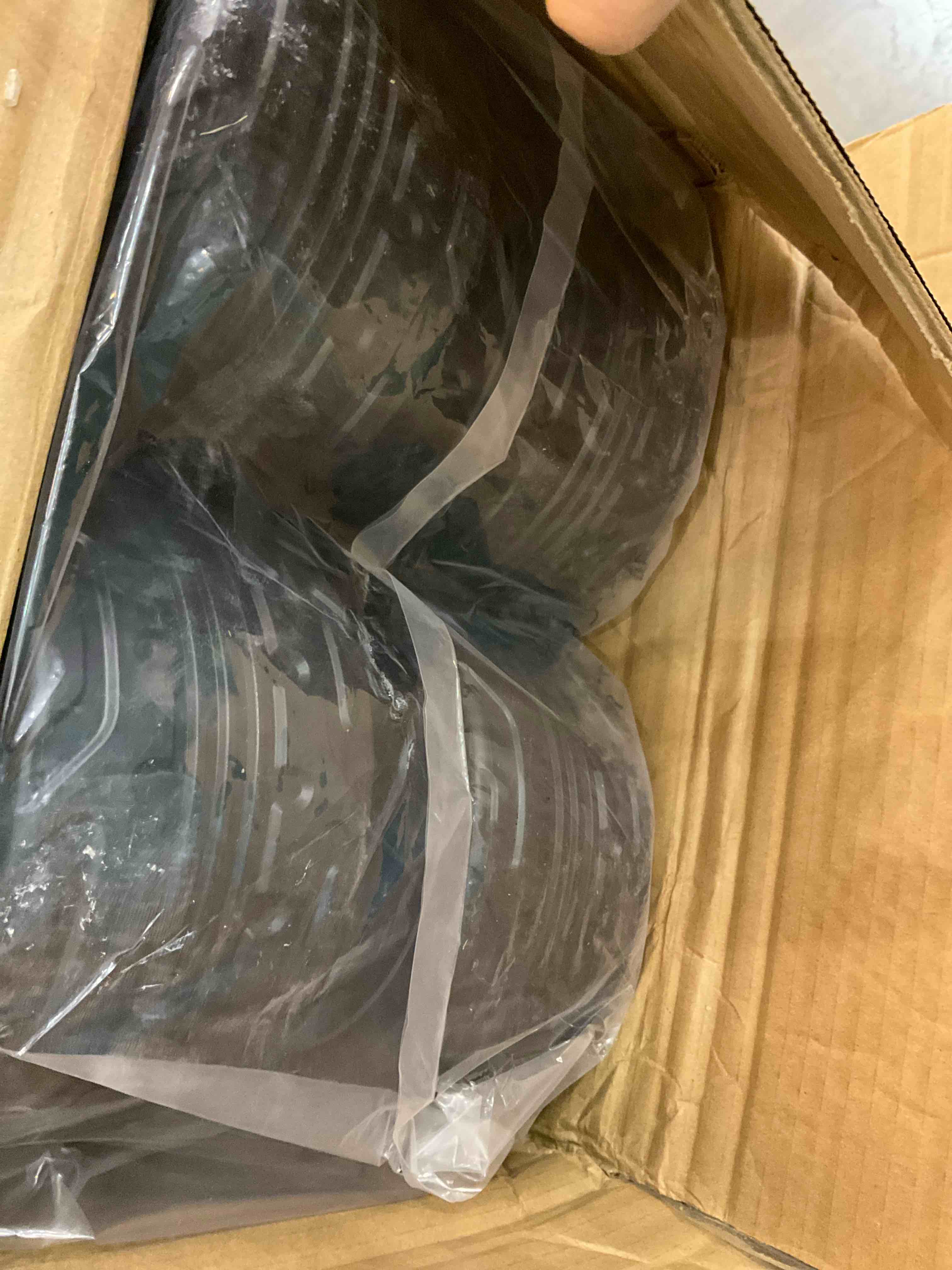 https://s3.amazonaws.com/lotting-images-prod/BargainHunt/EXS01388233_1721674262947.jpeg