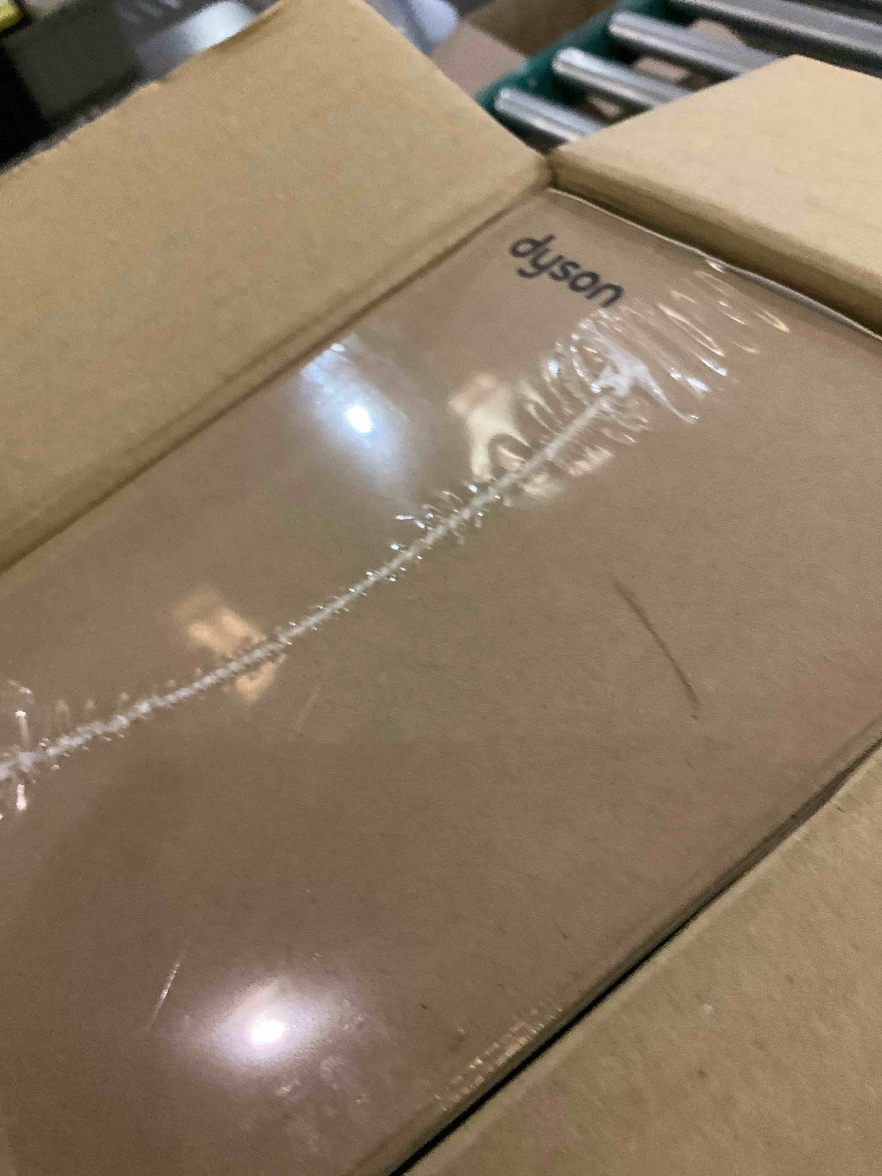 https://s3.amazonaws.com/lotting-images-prod/BargainHunt/EXS01388304_1721745324622.jpeg