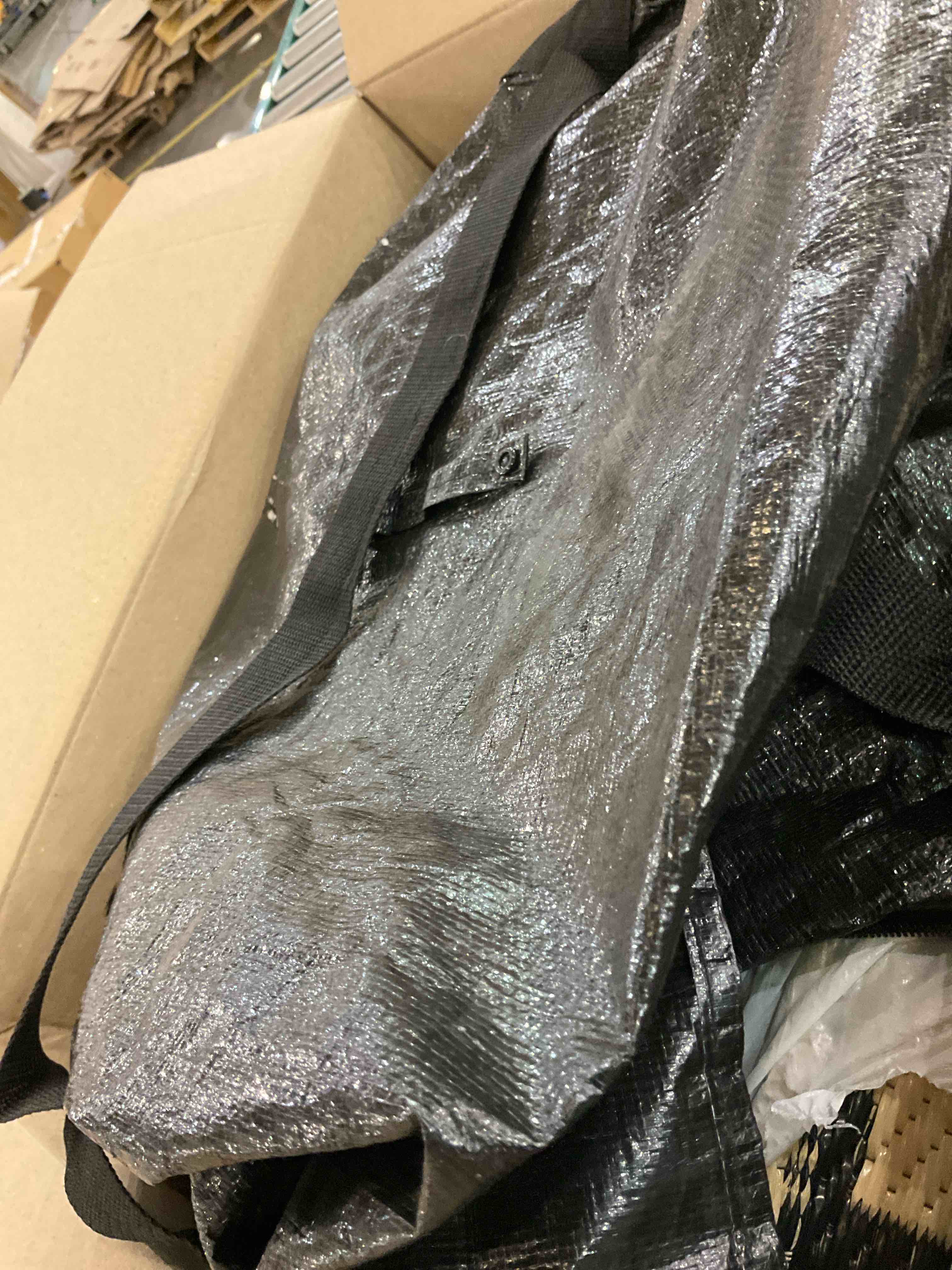 https://s3.amazonaws.com/lotting-images-prod/BargainHunt/EXS01388451_1721835357196.jpeg