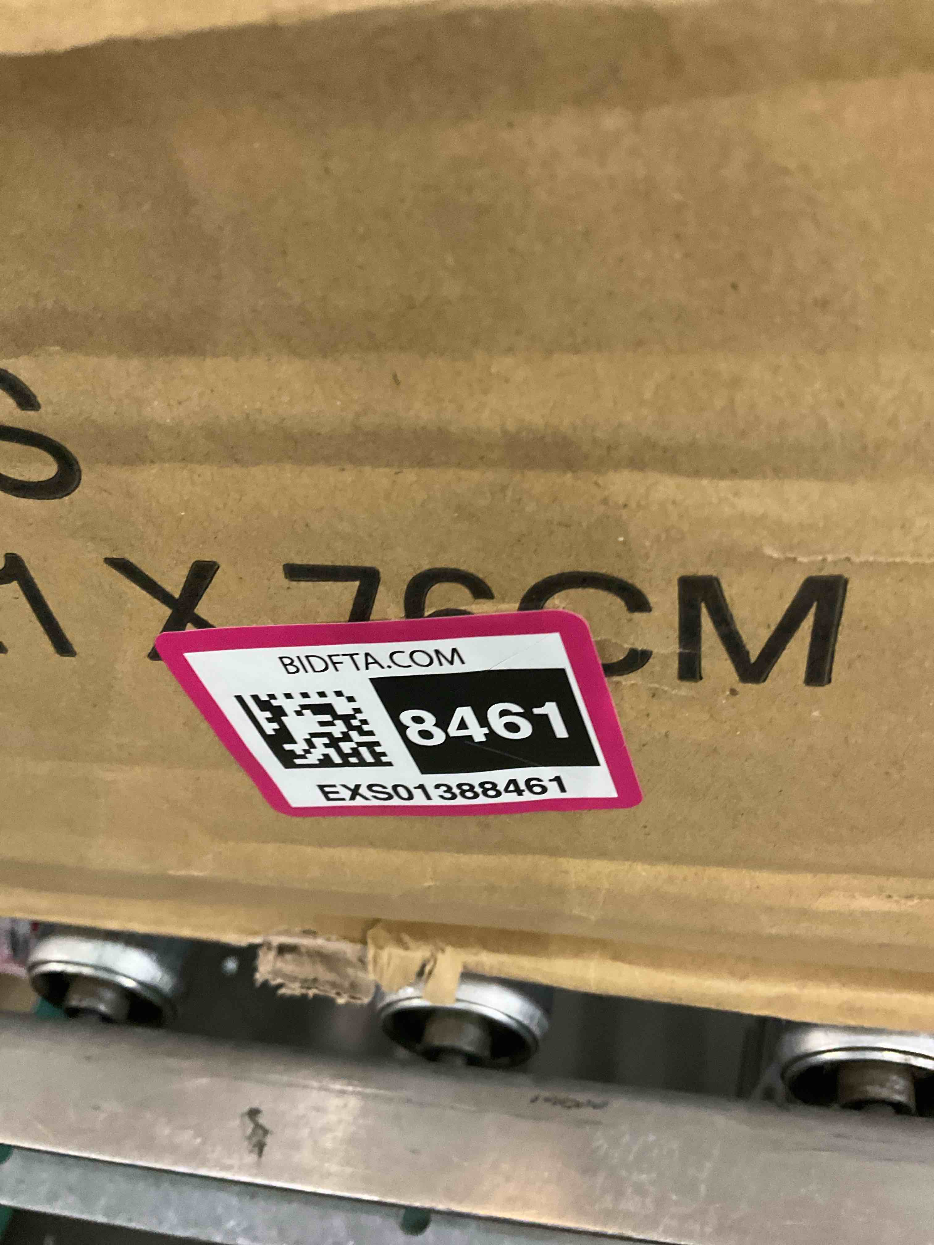 https://s3.amazonaws.com/lotting-images-prod/BargainHunt/EXS01388461_1721839961620.jpeg