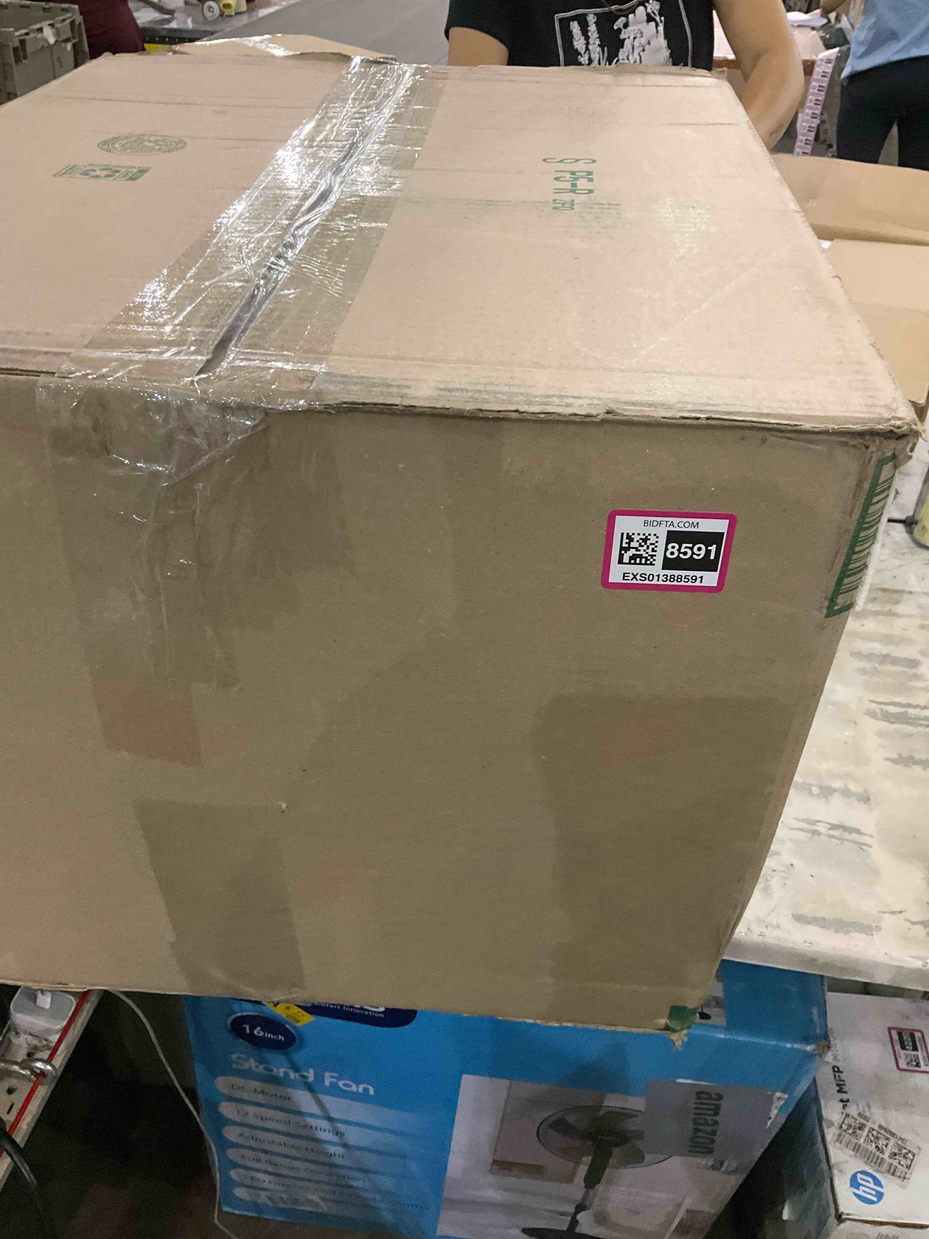 https://s3.amazonaws.com/lotting-images-prod/BargainHunt/EXS01388591_1718107988974.jpeg