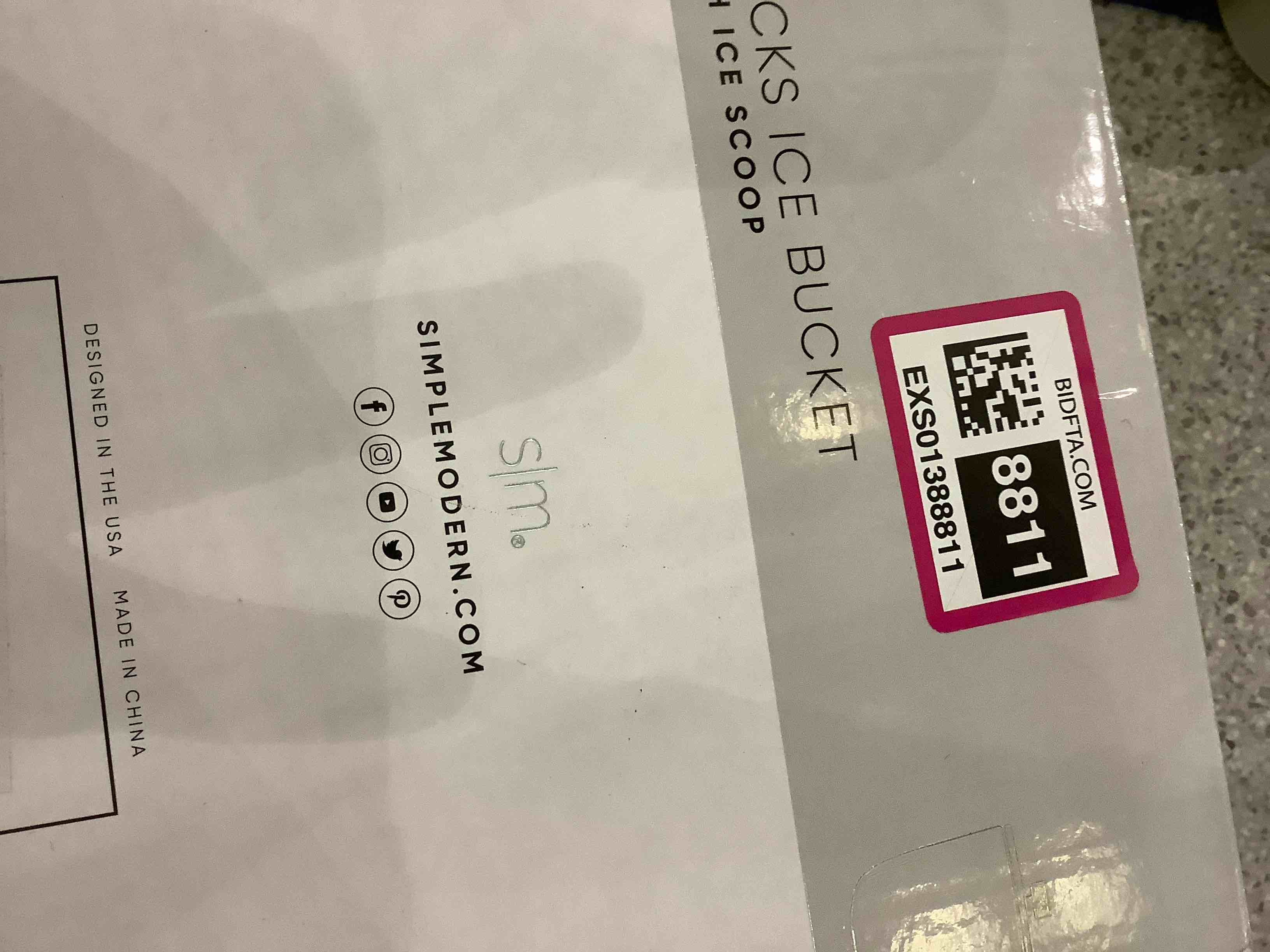https://s3.amazonaws.com/lotting-images-prod/BargainHunt/EXS01388811_1721746895642.jpeg