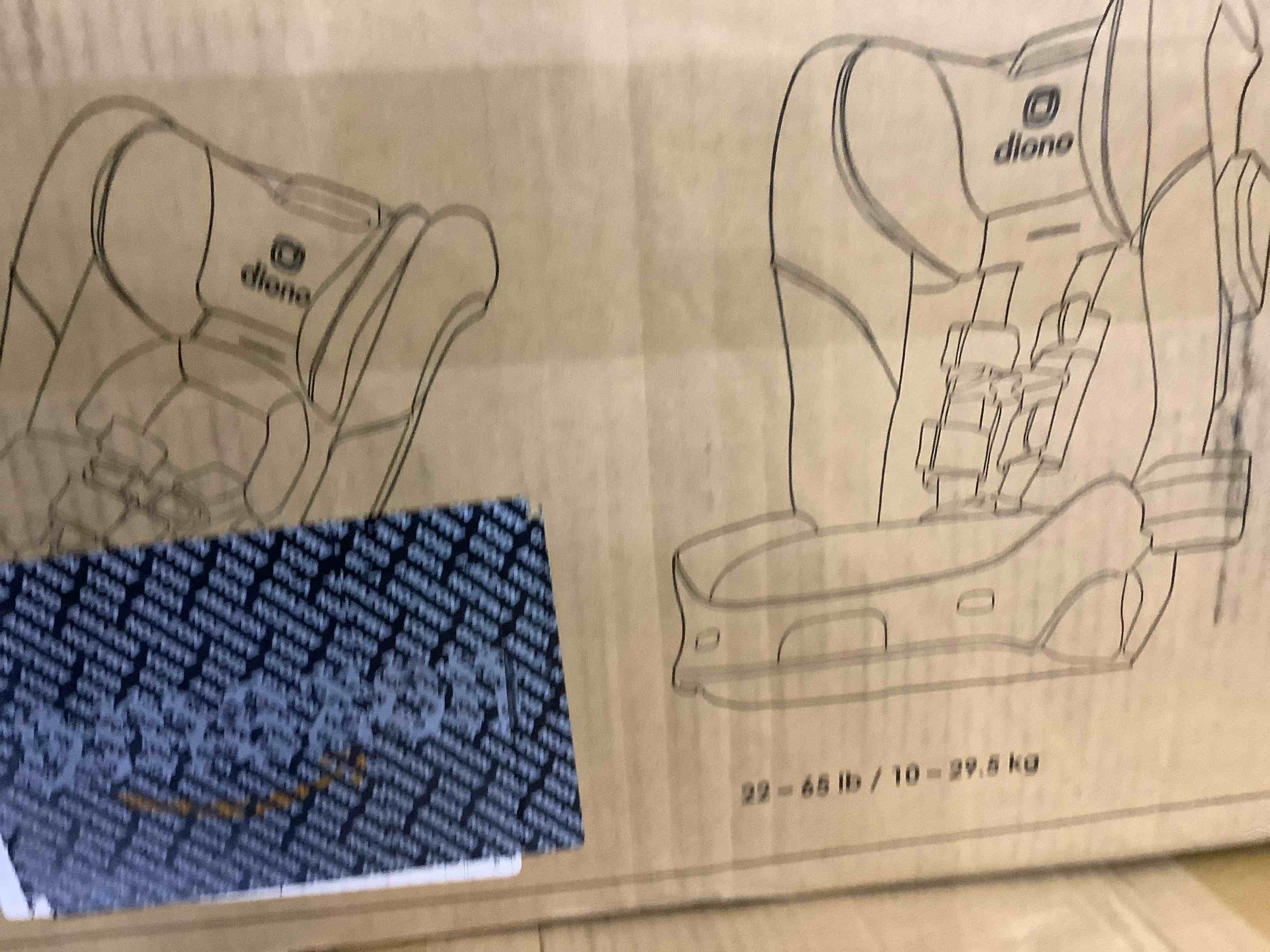 https://s3.amazonaws.com/lotting-images-prod/BargainHunt/EXS01388870_1721760155073.jpeg