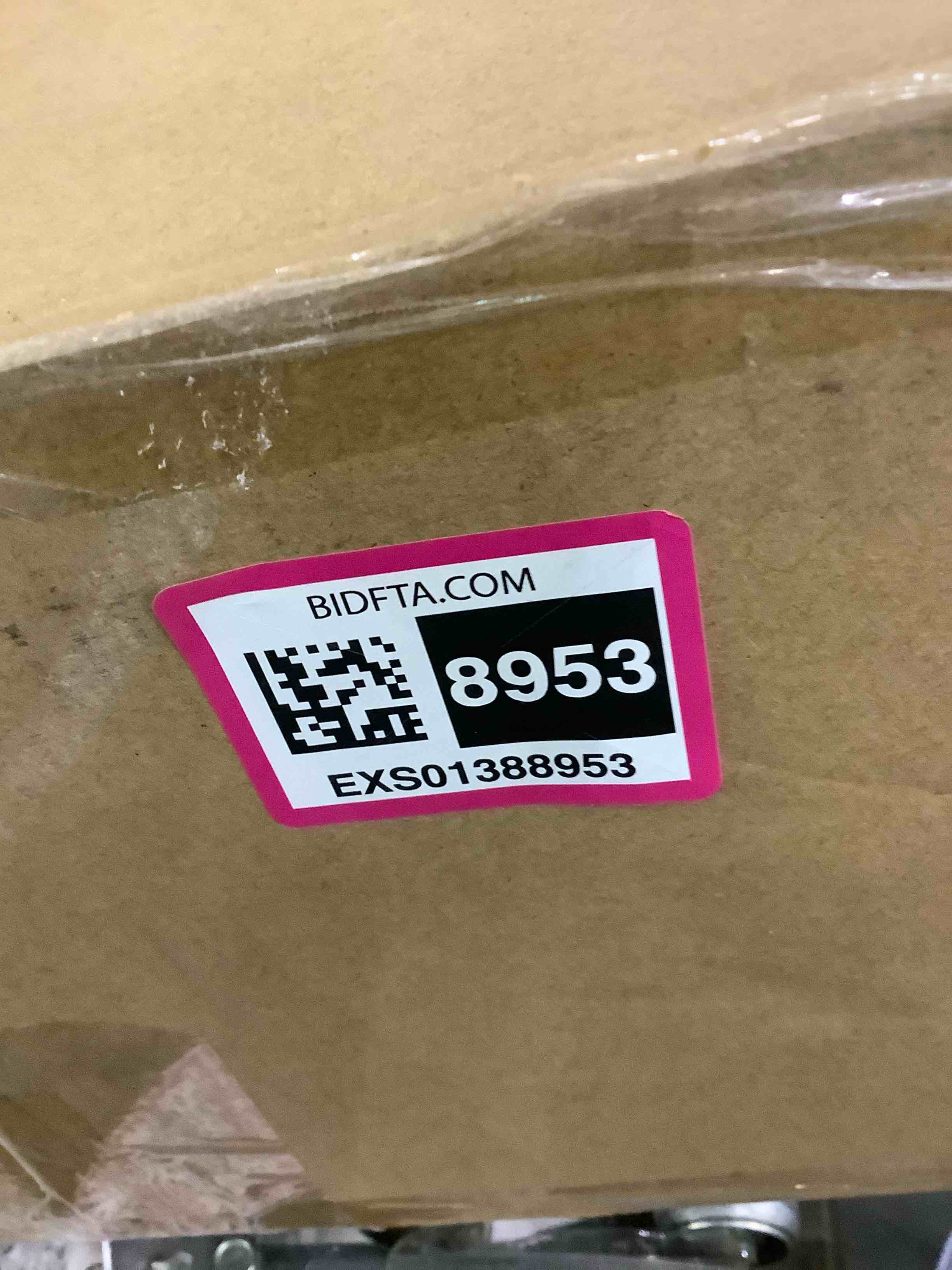 https://s3.amazonaws.com/lotting-images-prod/BargainHunt/EXS01388953_1721831010557.jpeg