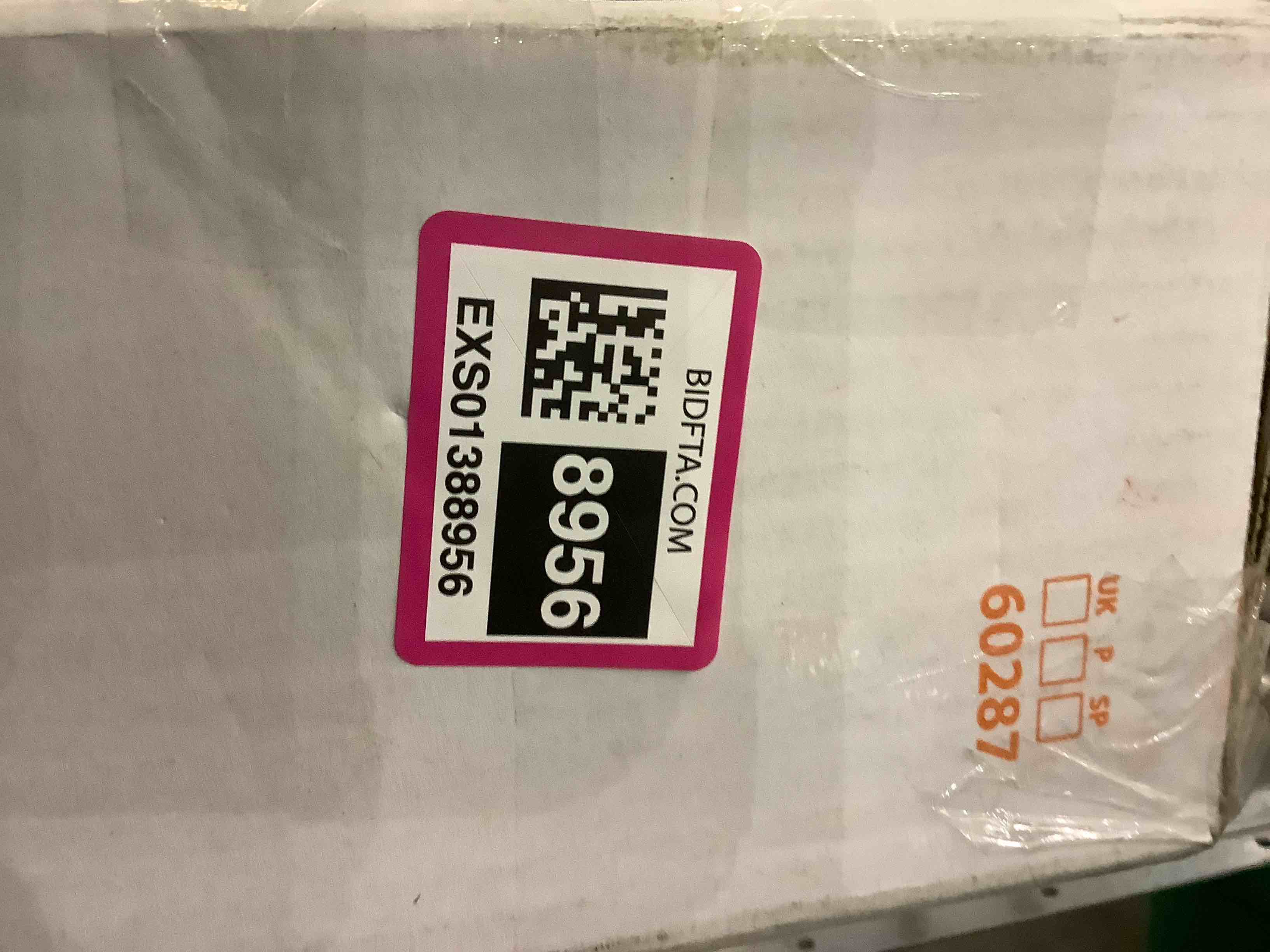 https://s3.amazonaws.com/lotting-images-prod/BargainHunt/EXS01388956_1721831277283.jpeg