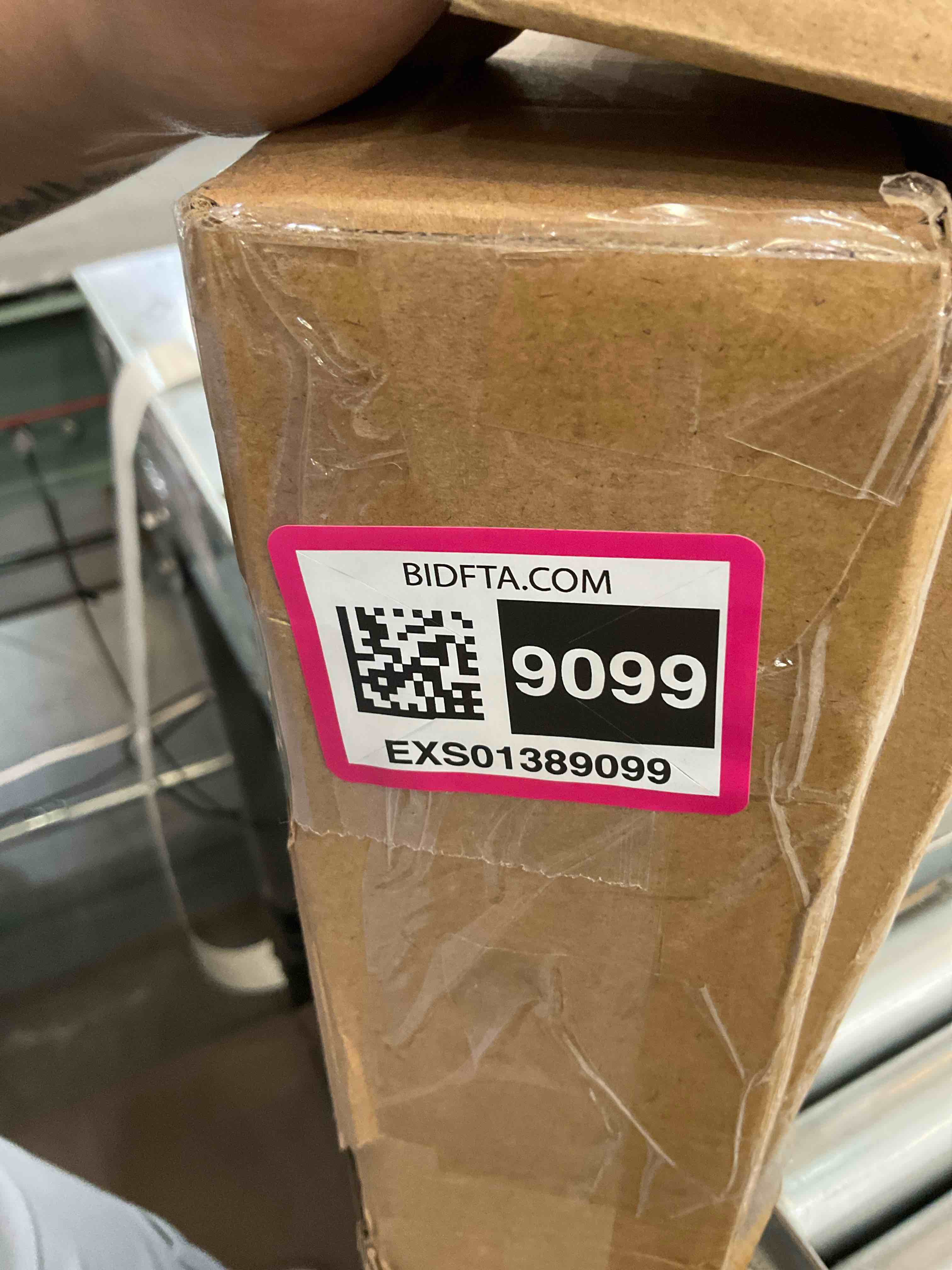 https://s3.amazonaws.com/lotting-images-prod/BargainHunt/EXS01389099_1721933209816.jpeg