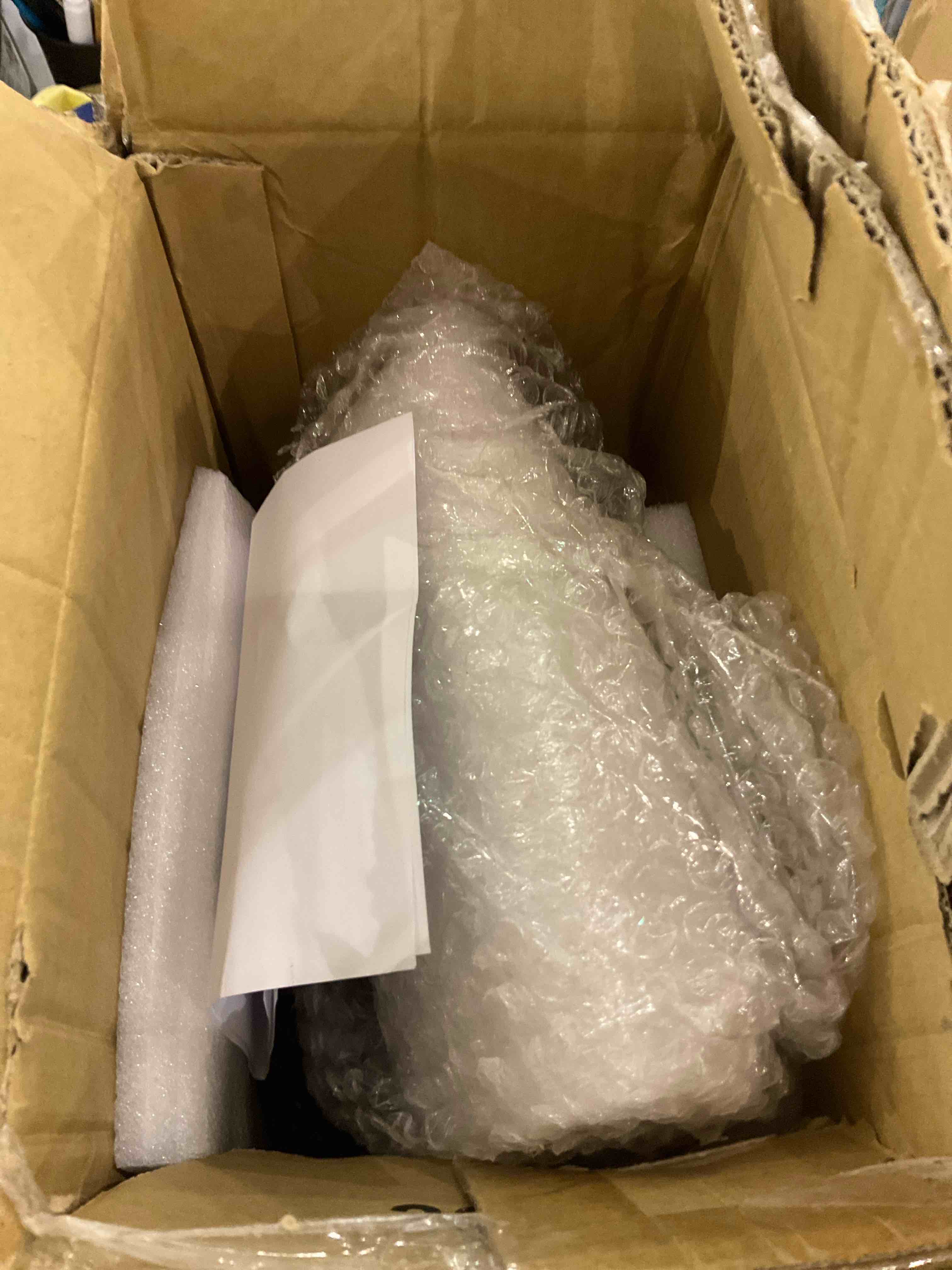https://s3.amazonaws.com/lotting-images-prod/BargainHunt/EXS01389204_1722259690547.jpeg