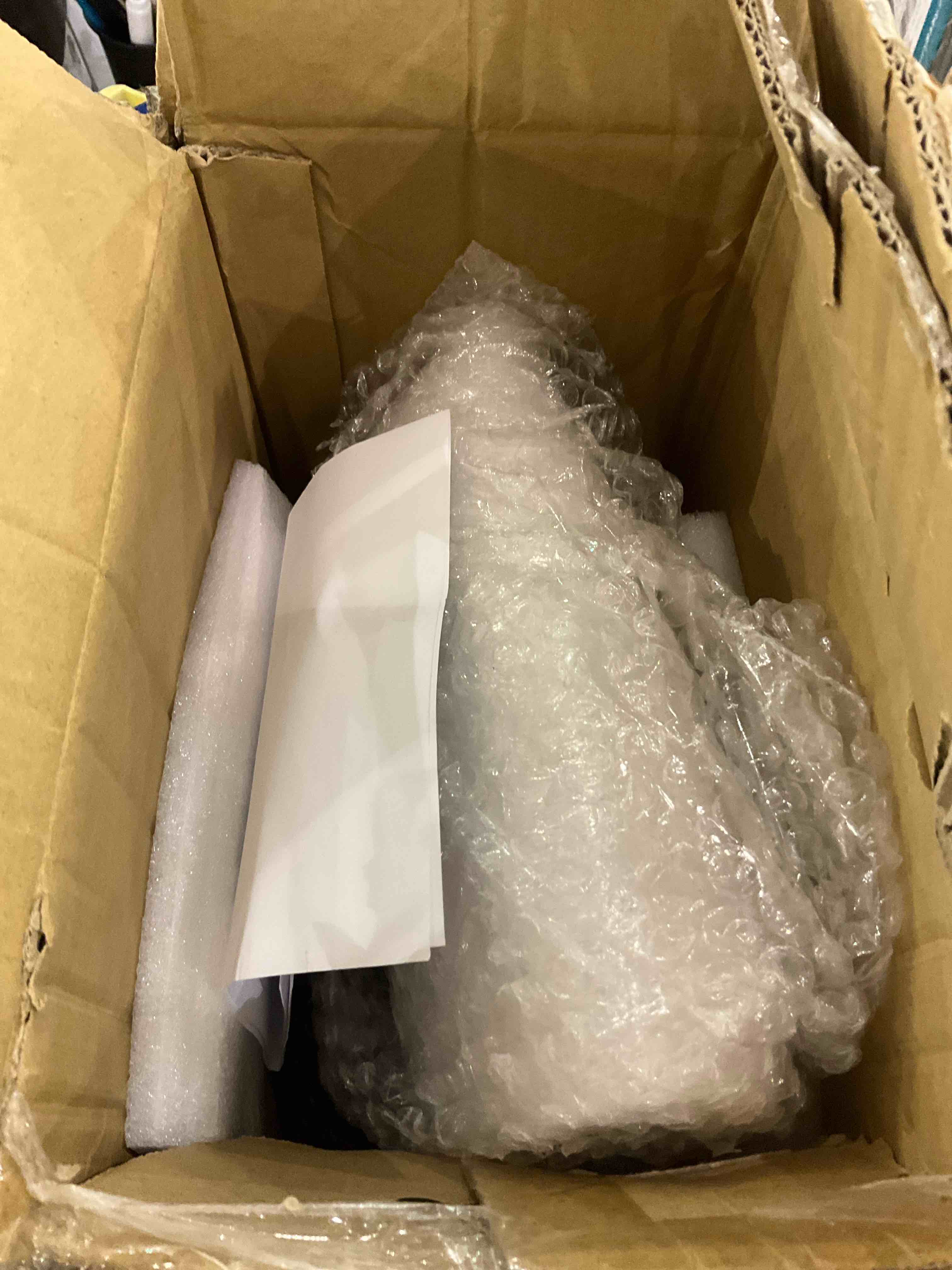https://s3.amazonaws.com/lotting-images-prod/BargainHunt/EXS01389204_1722259693569.jpeg