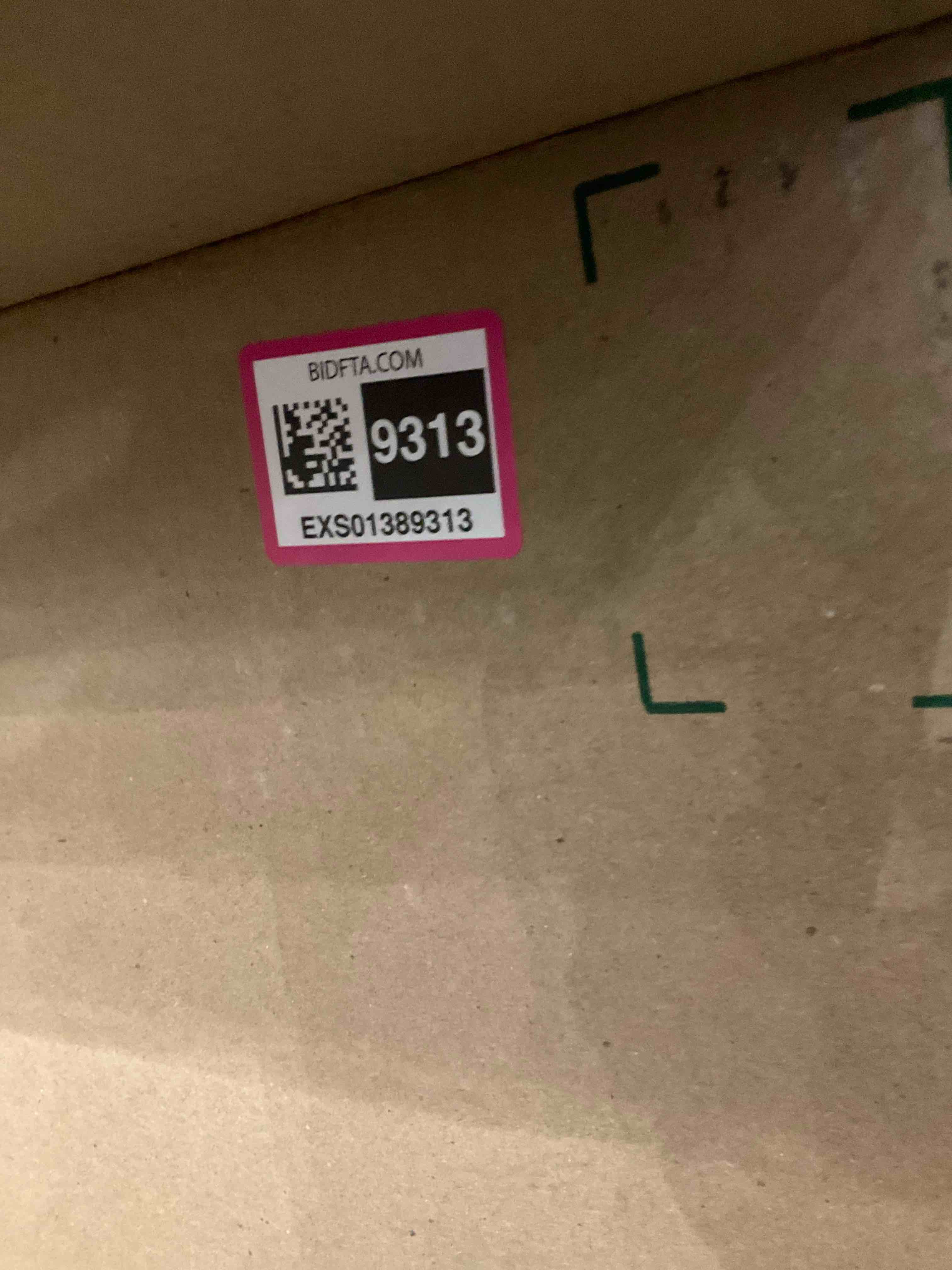 https://s3.amazonaws.com/lotting-images-prod/BargainHunt/EXS01389313_1722278816629.jpeg