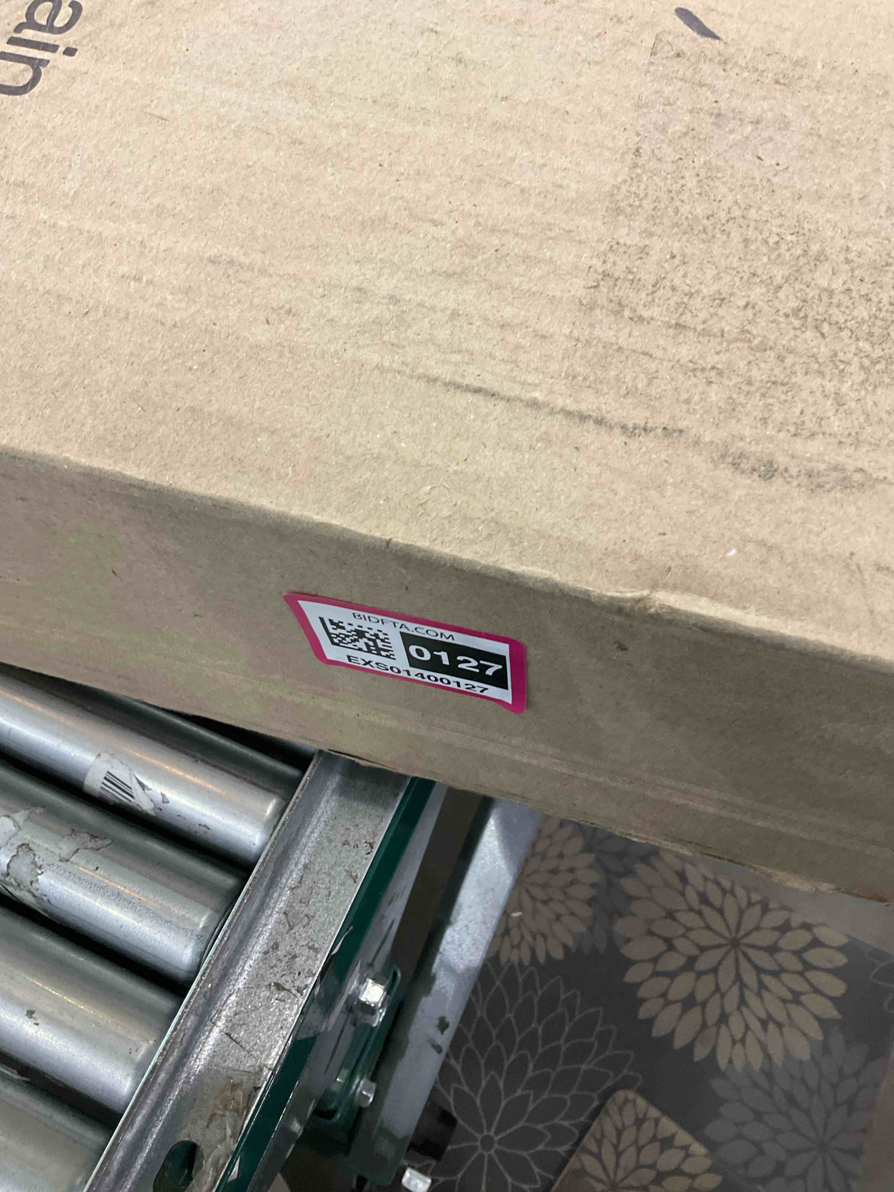 https://s3.amazonaws.com/lotting-images-prod/BargainHunt/EXS01400127_1722603079392.jpeg