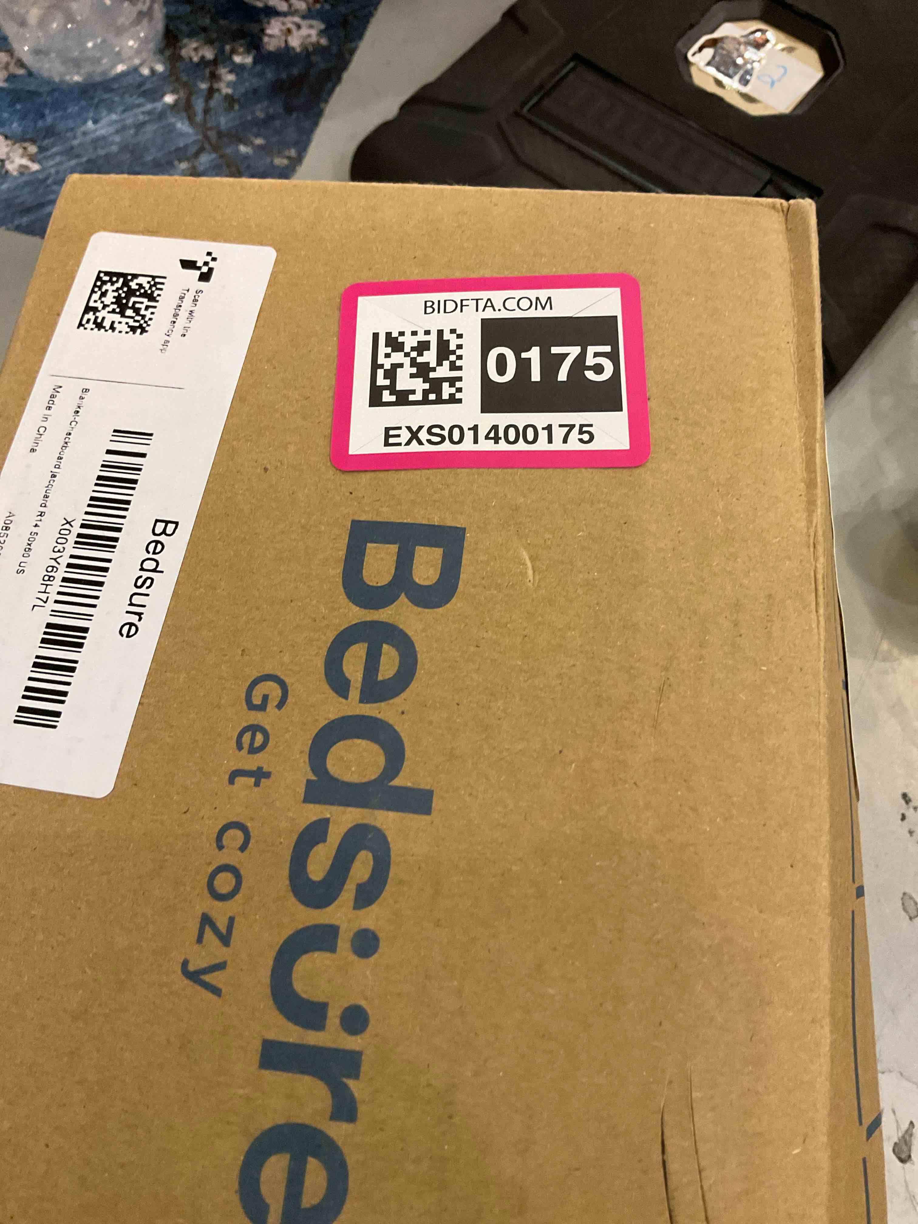 https://s3.amazonaws.com/lotting-images-prod/BargainHunt/EXS01400175_1722610545029.jpeg