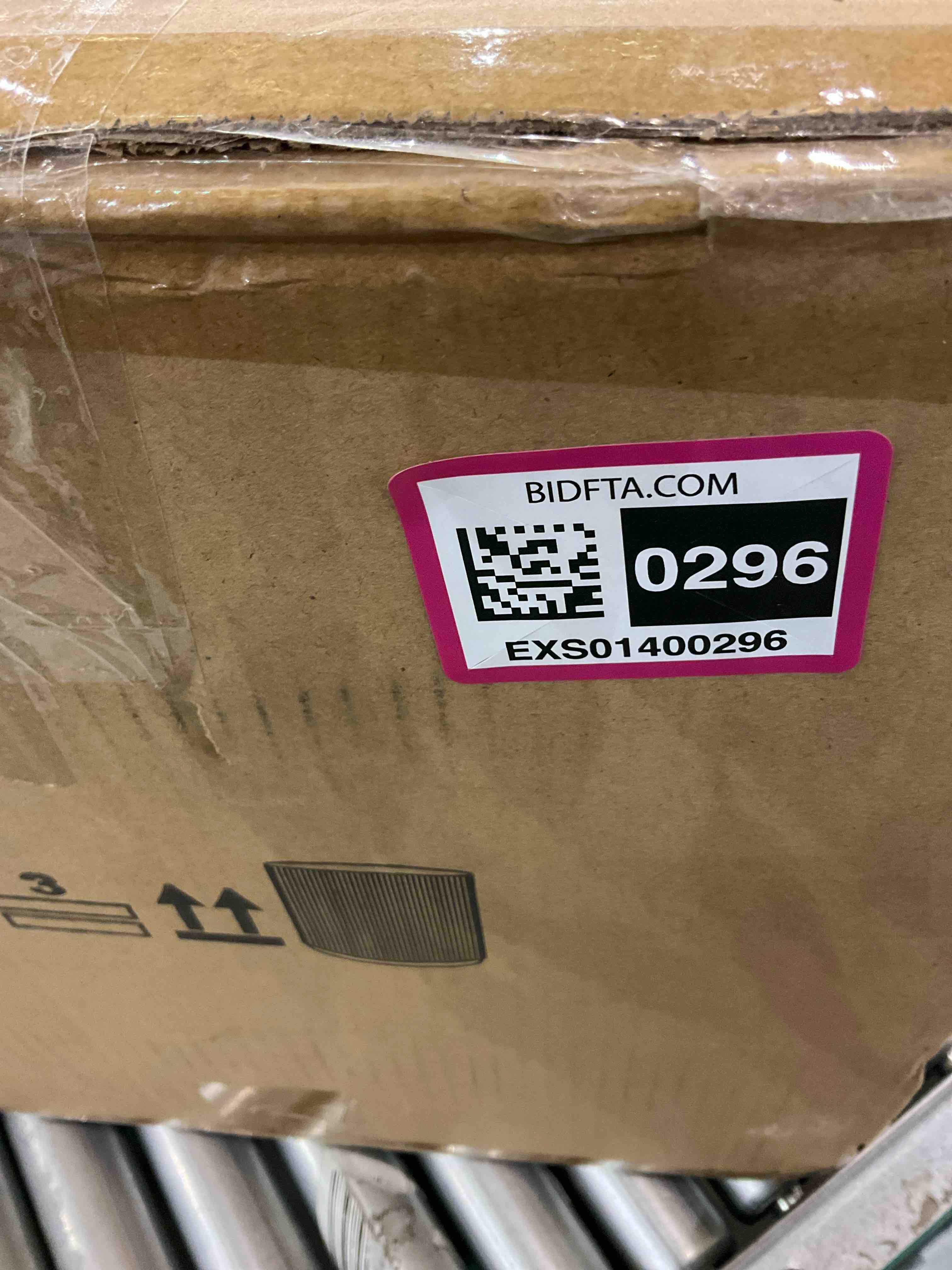 https://s3.amazonaws.com/lotting-images-prod/BargainHunt/EXS01400296_1722861217884.jpeg
