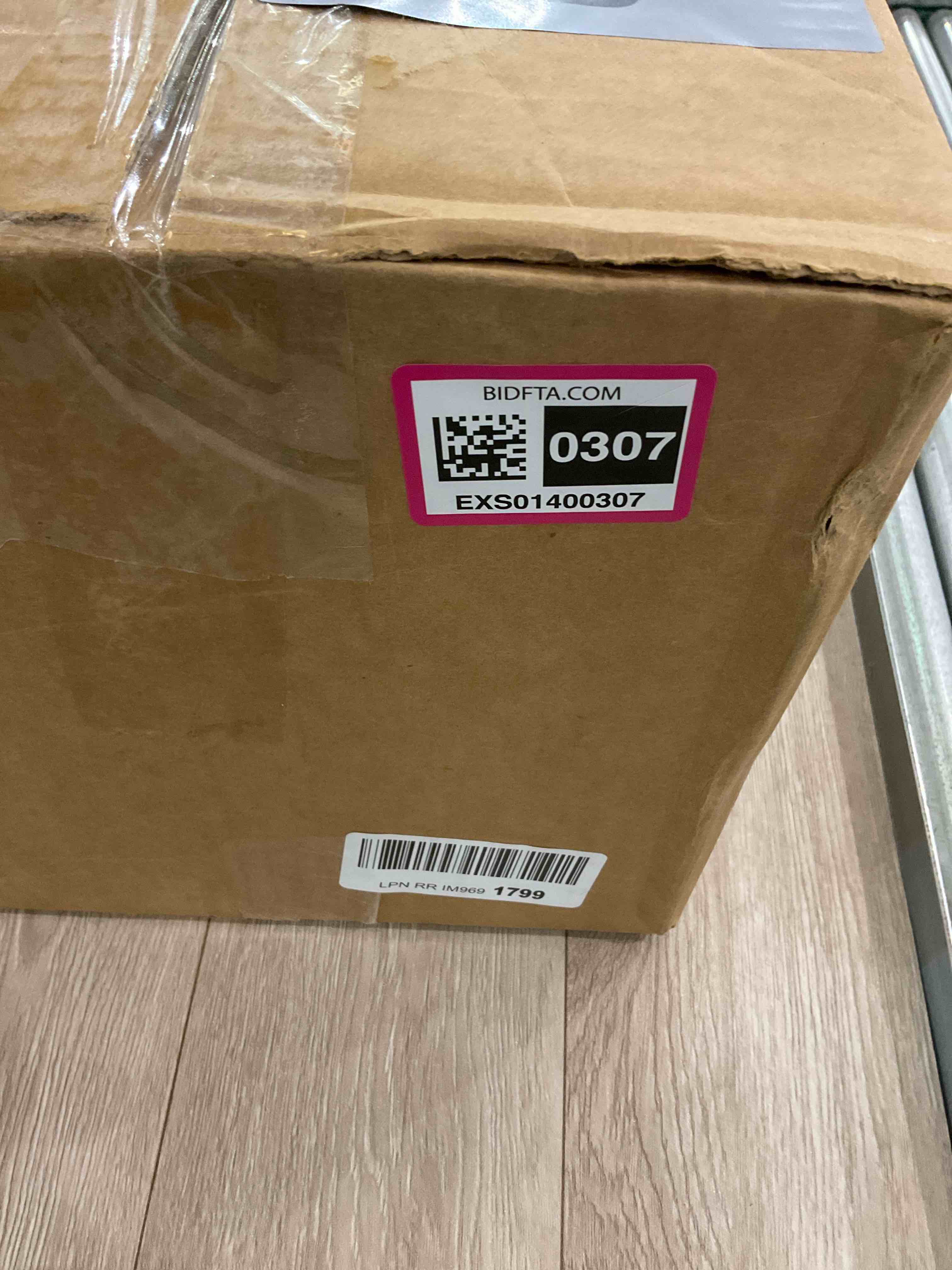 https://s3.amazonaws.com/lotting-images-prod/BargainHunt/EXS01400307_1722865133092.jpeg