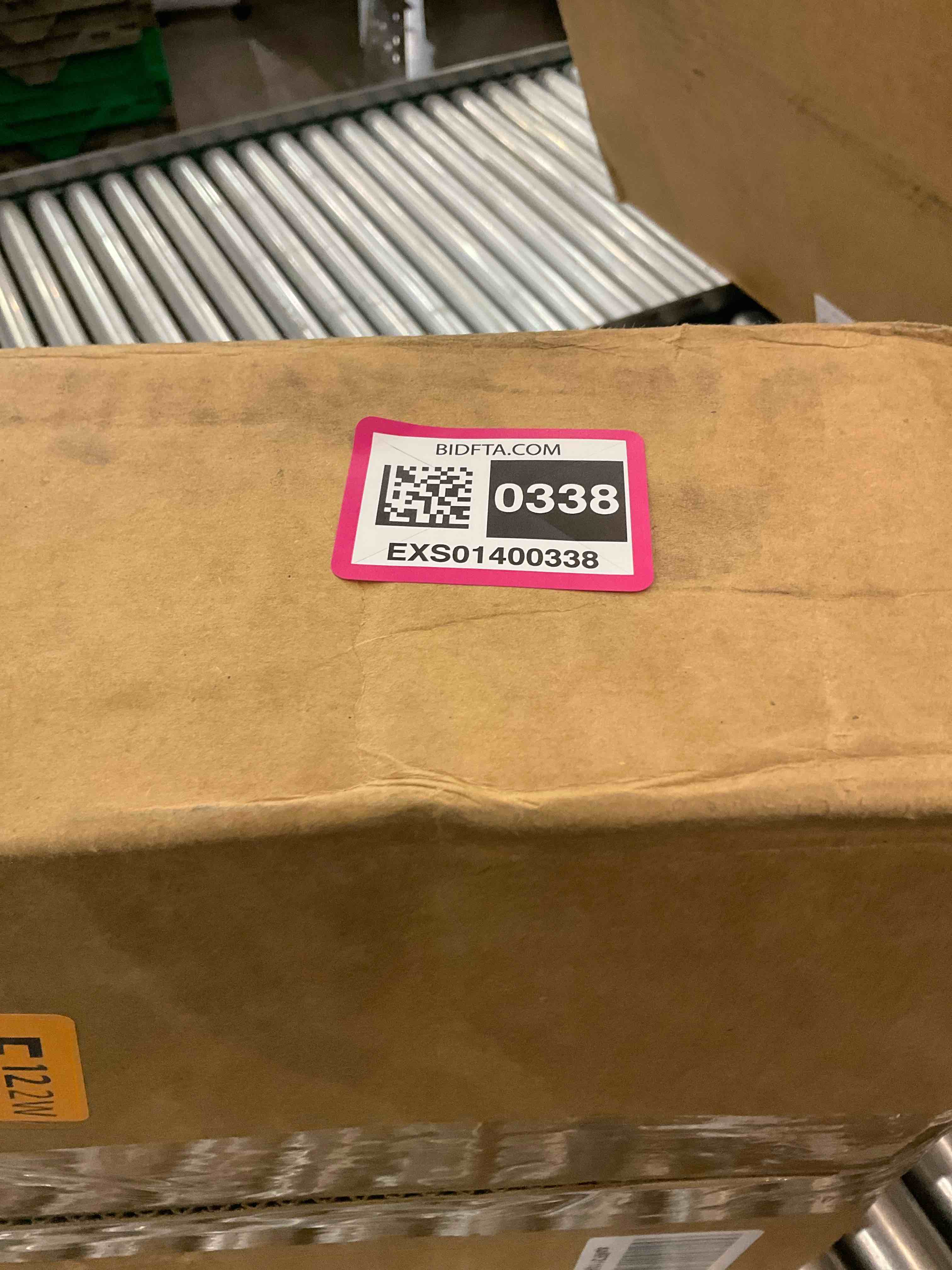 https://s3.amazonaws.com/lotting-images-prod/BargainHunt/EXS01400338_1722868581333.jpeg