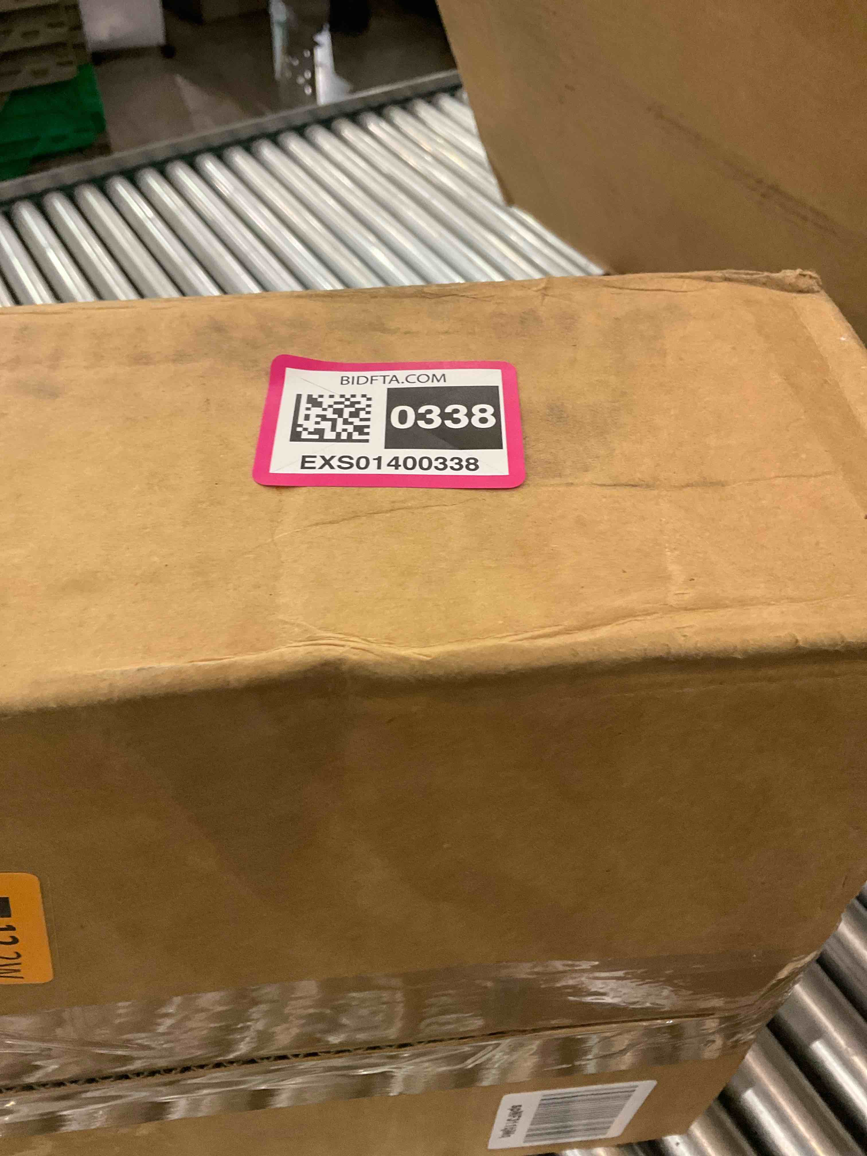 https://s3.amazonaws.com/lotting-images-prod/BargainHunt/EXS01400338_1722868583843.jpeg