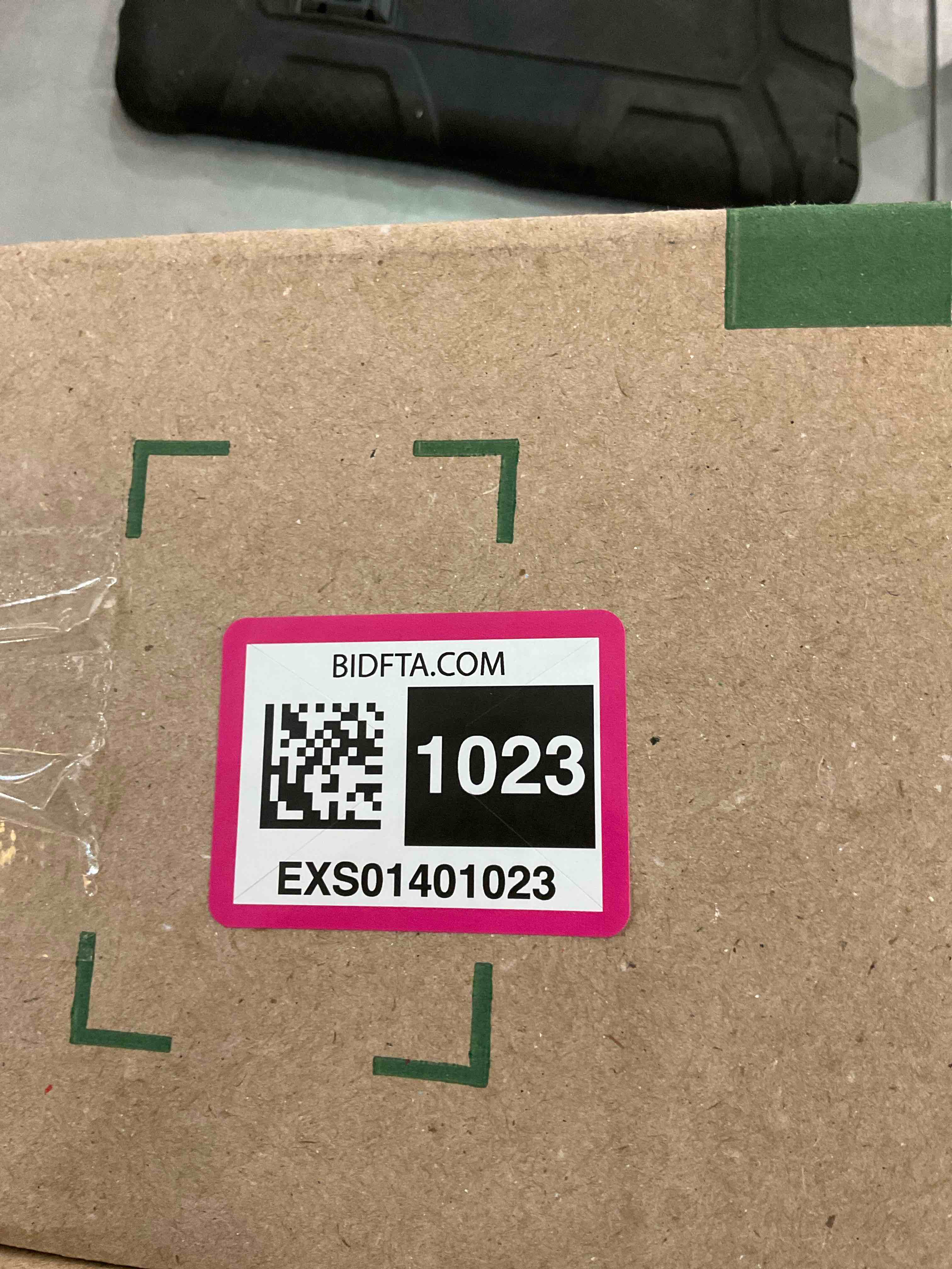 https://s3.amazonaws.com/lotting-images-prod/BargainHunt/EXS01401023_1721925867651.jpeg
