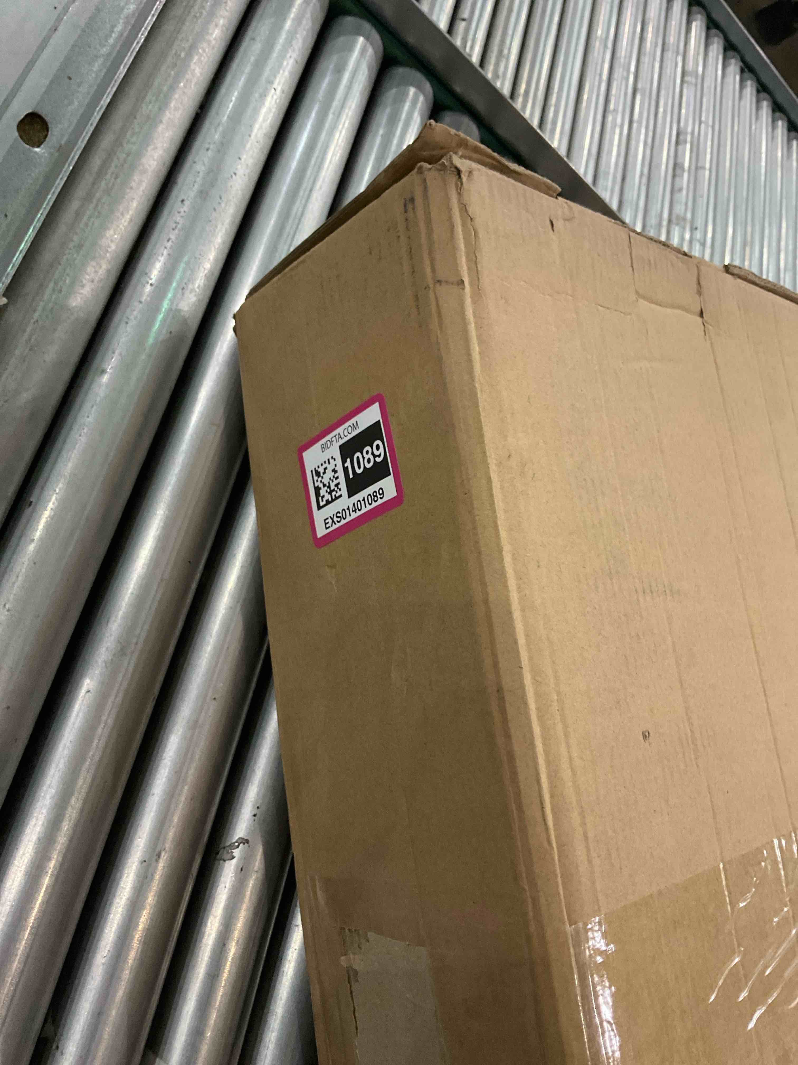 https://s3.amazonaws.com/lotting-images-prod/BargainHunt/EXS01401089_1722253664306.jpeg