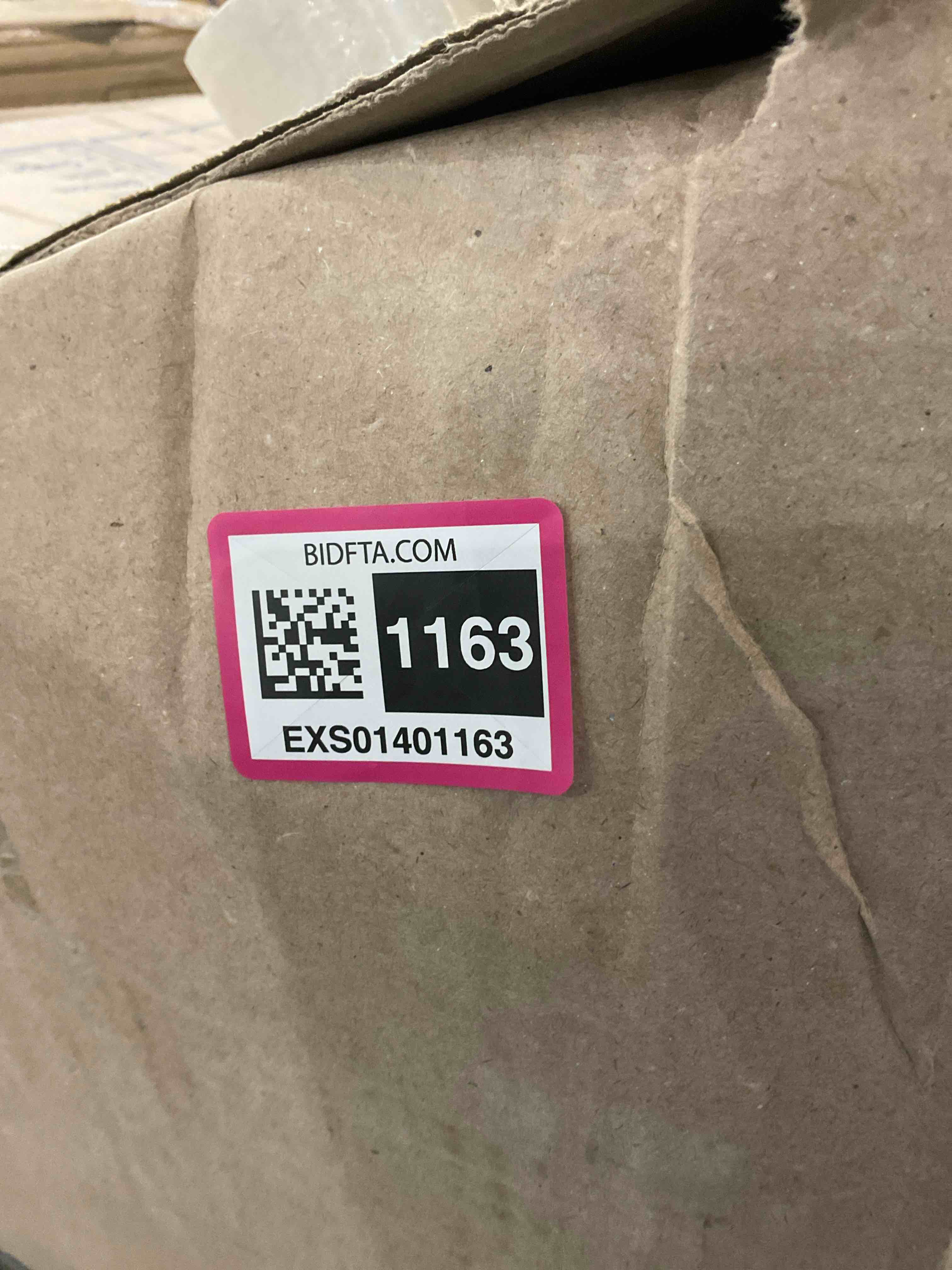 https://s3.amazonaws.com/lotting-images-prod/BargainHunt/EXS01401163_1722264353157.jpeg
