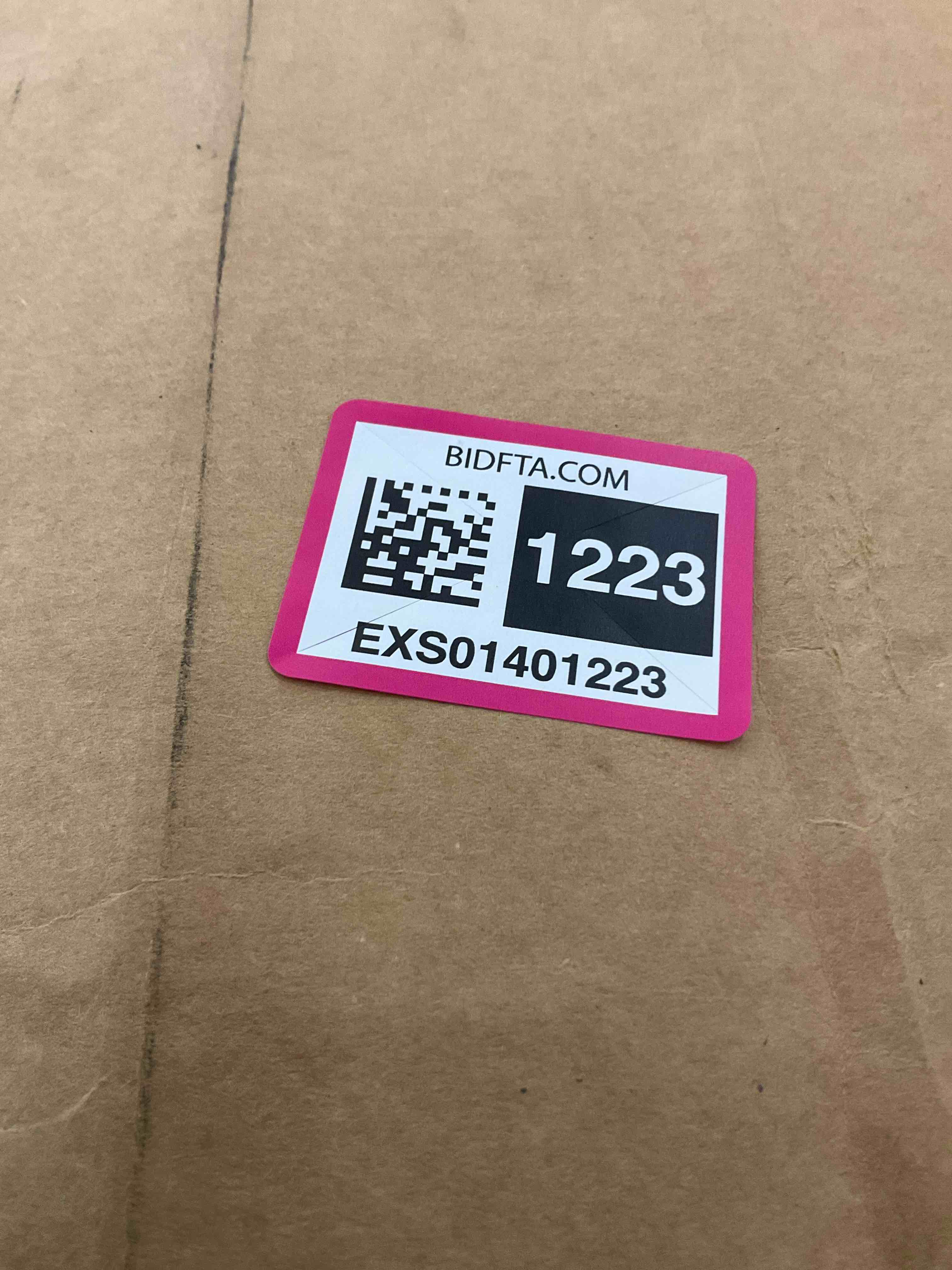 https://s3.amazonaws.com/lotting-images-prod/BargainHunt/EXS01401223_1722273987533.jpeg