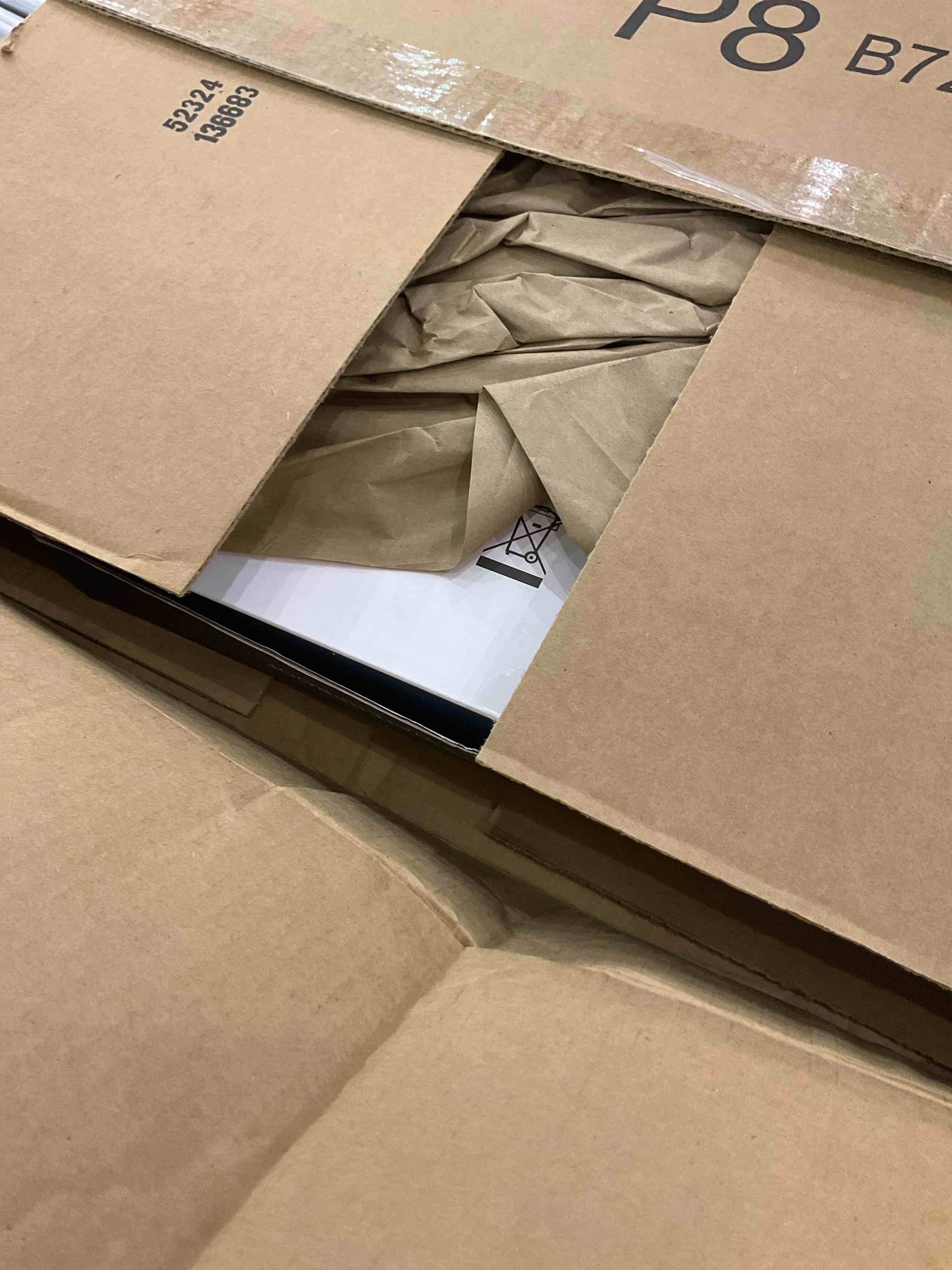 https://s3.amazonaws.com/lotting-images-prod/BargainHunt/EXS01401307_1722342788634.jpeg