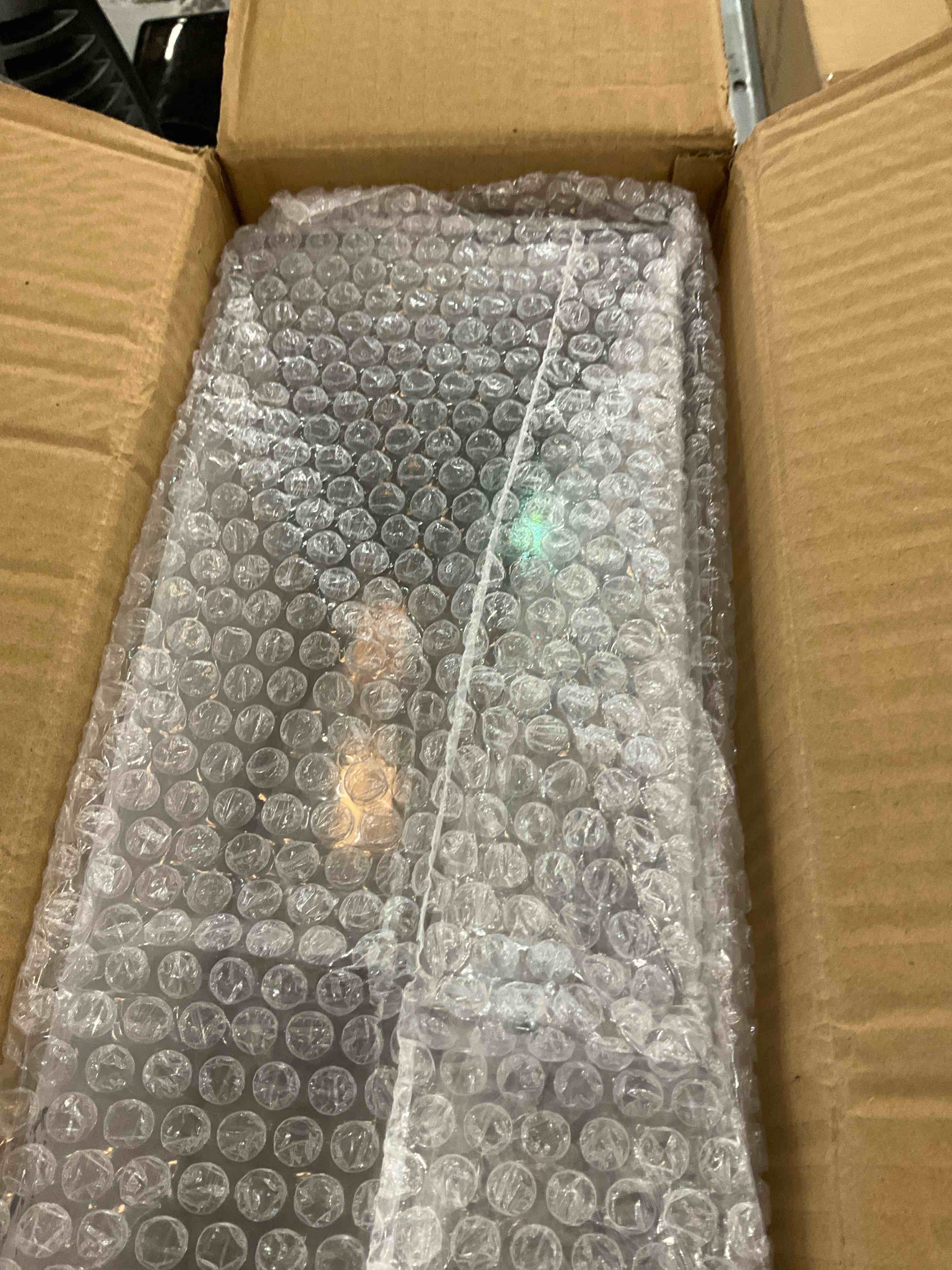 https://s3.amazonaws.com/lotting-images-prod/BargainHunt/EXS01401351_1722351641622.jpeg