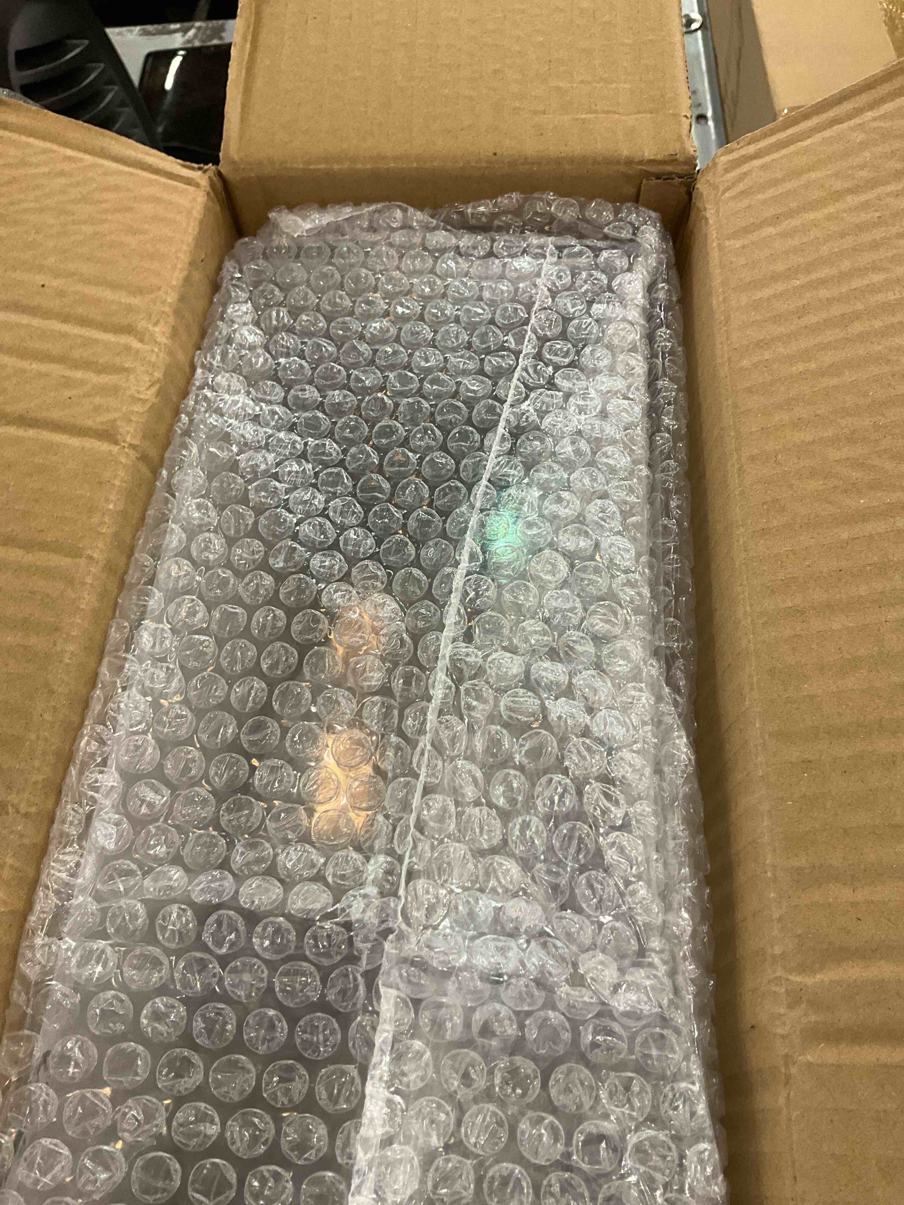 https://s3.amazonaws.com/lotting-images-prod/BargainHunt/EXS01401351_1722351642660.jpeg
