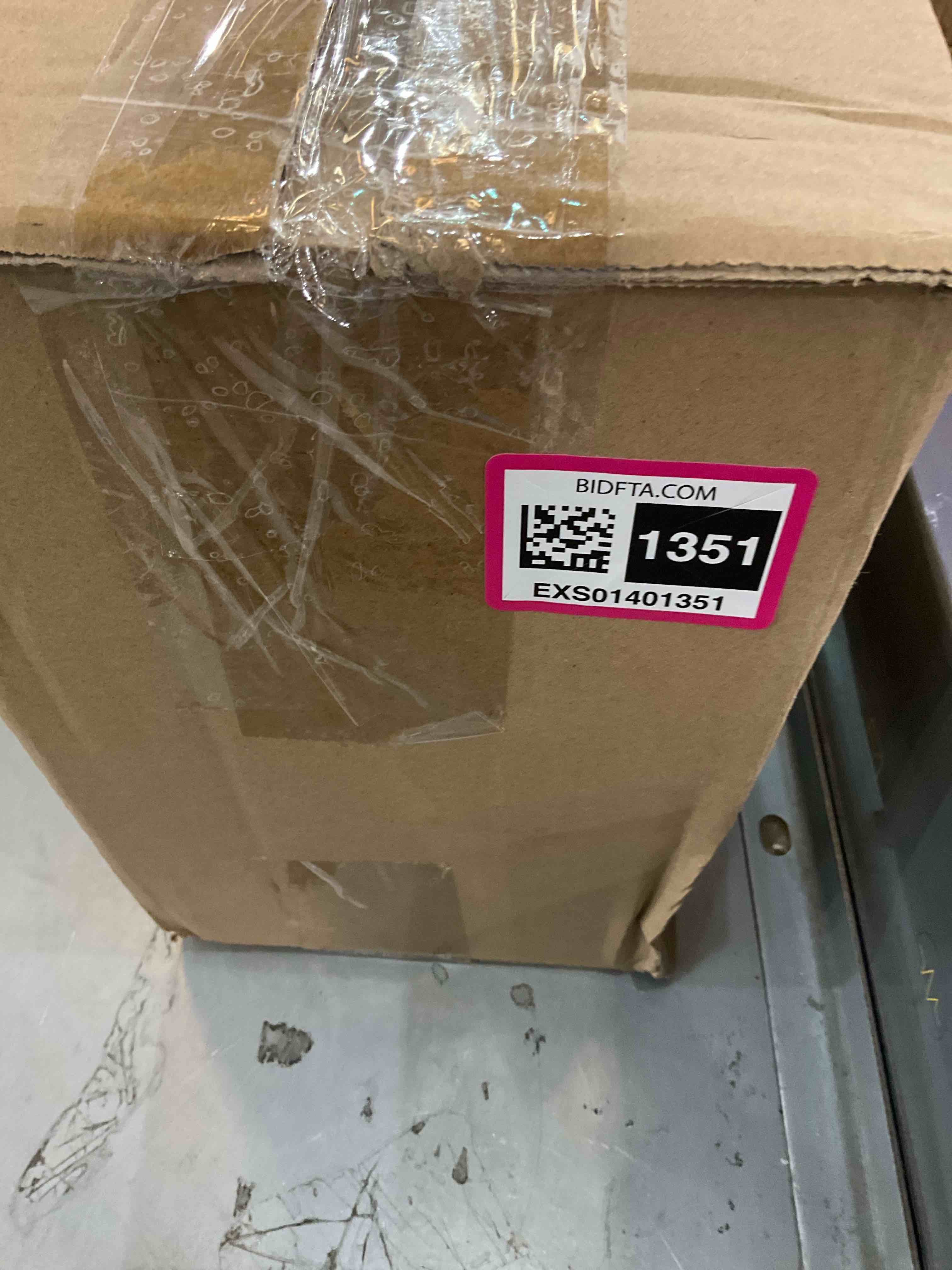 https://s3.amazonaws.com/lotting-images-prod/BargainHunt/EXS01401351_1722351676211.jpeg