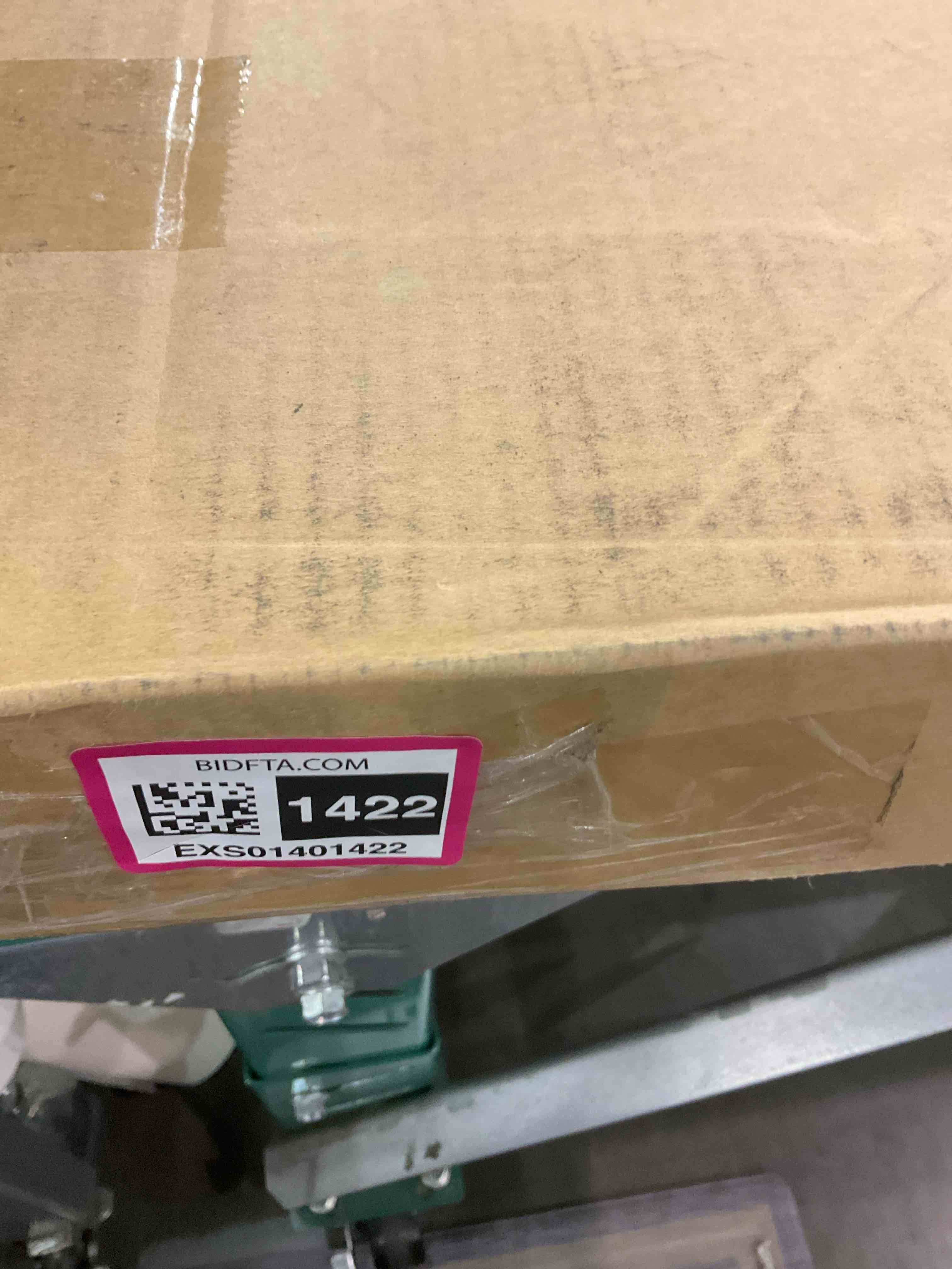 https://s3.amazonaws.com/lotting-images-prod/BargainHunt/EXS01401422_1722424509211.jpeg