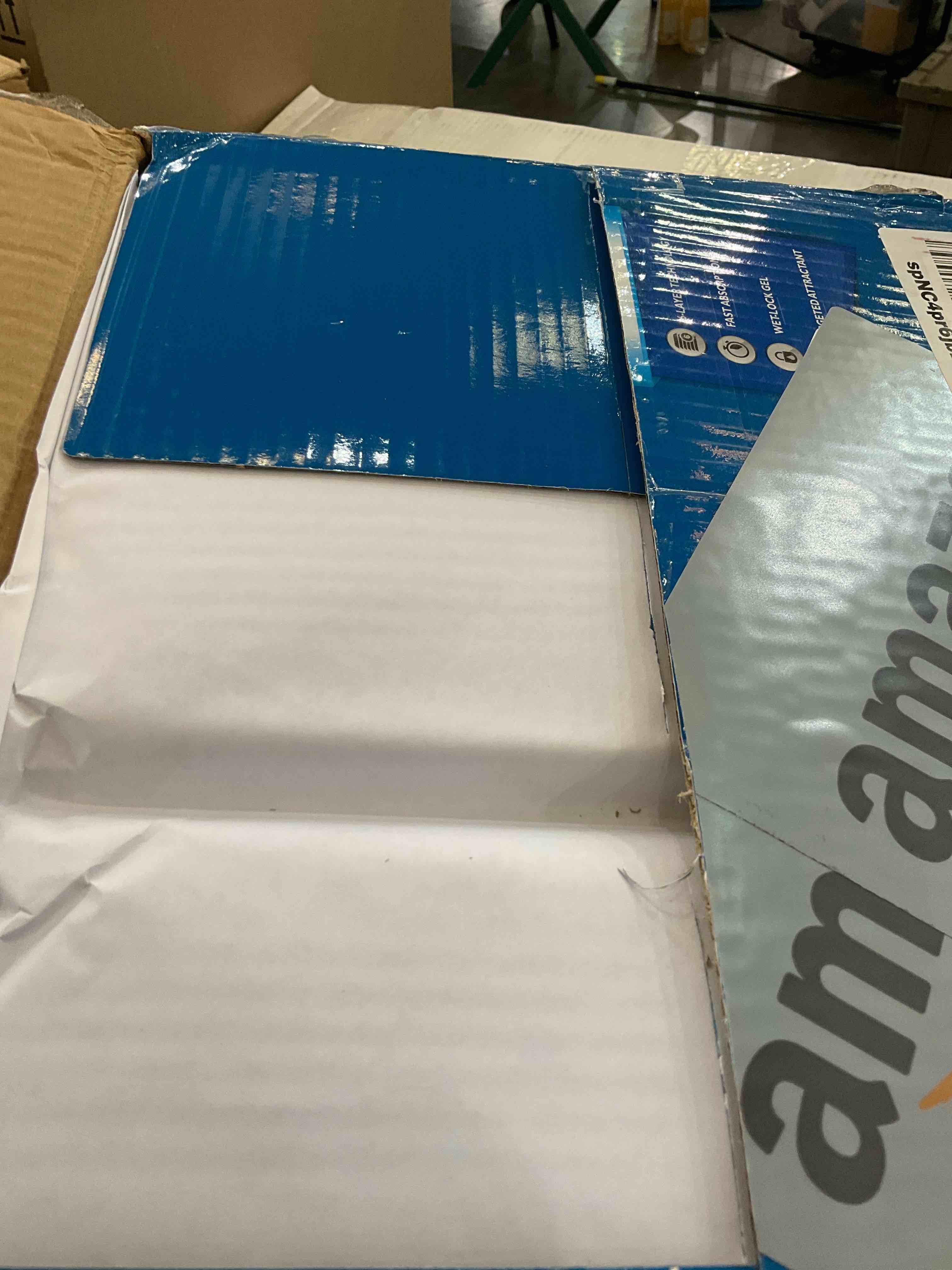 https://s3.amazonaws.com/lotting-images-prod/BargainHunt/EXS01401555_1722539735784.jpeg