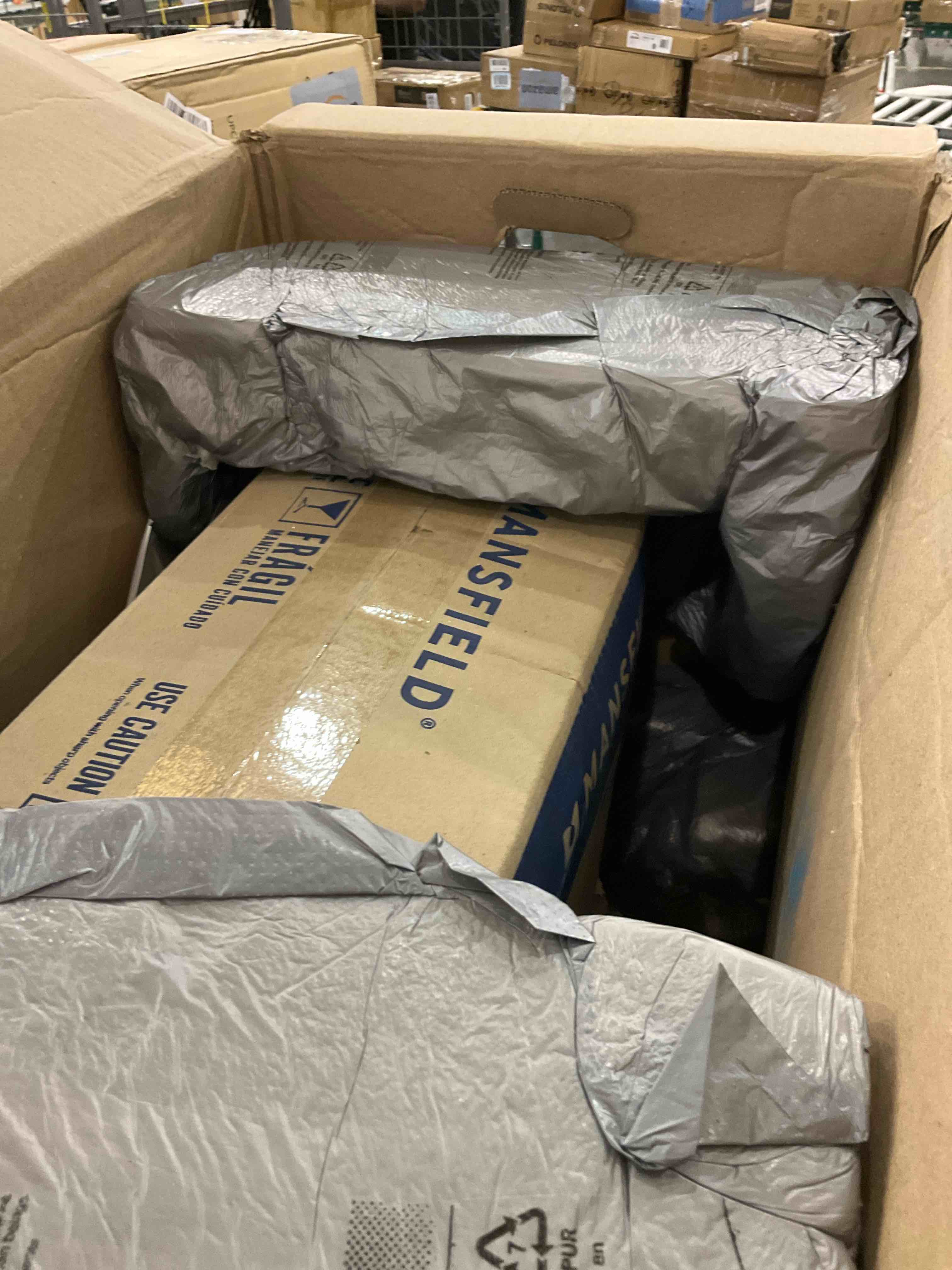 https://s3.amazonaws.com/lotting-images-prod/BargainHunt/EXS01401608_1722605052515.jpeg
