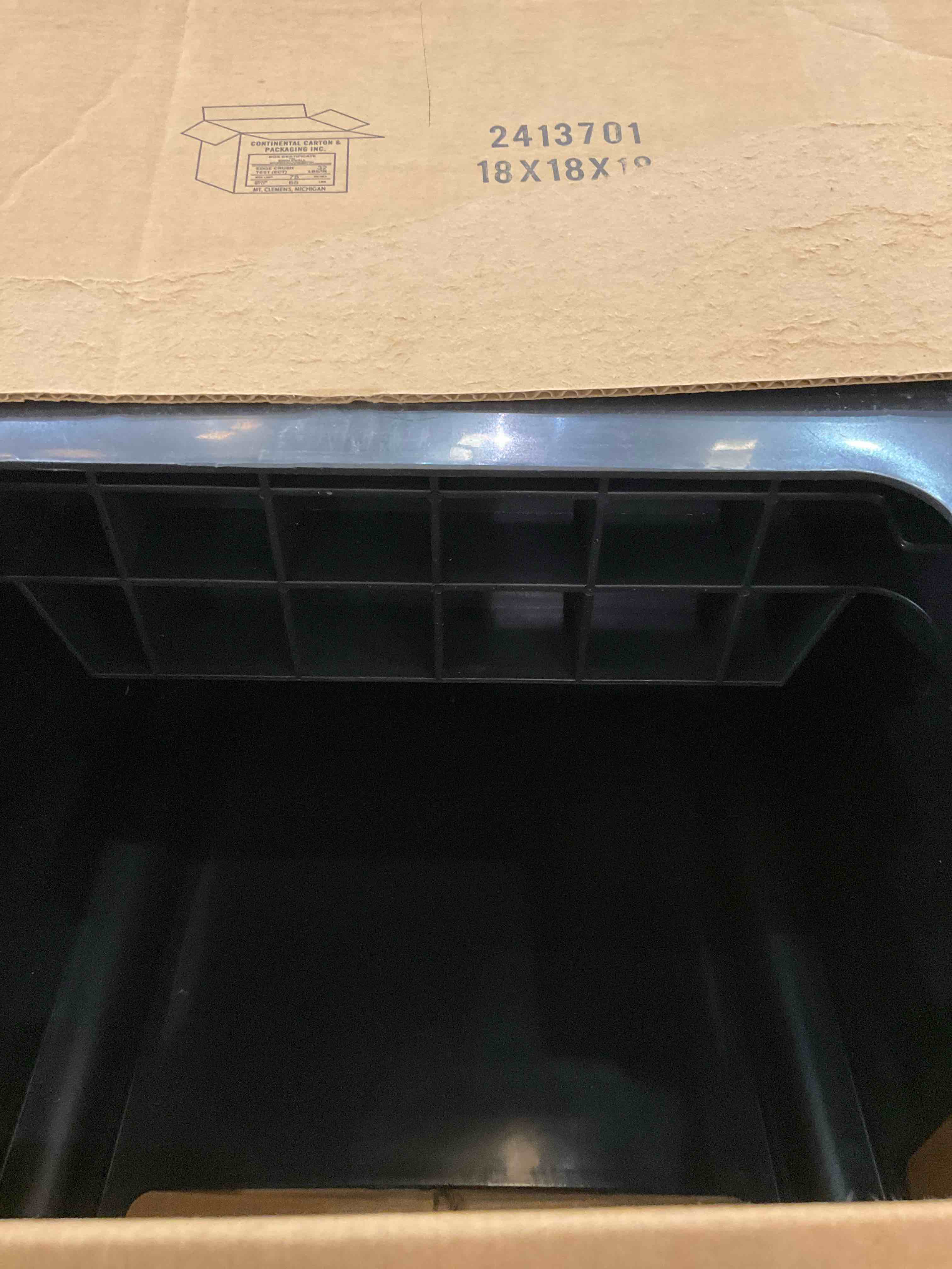 https://s3.amazonaws.com/lotting-images-prod/BargainHunt/EXS01401859_1722872526993.jpeg