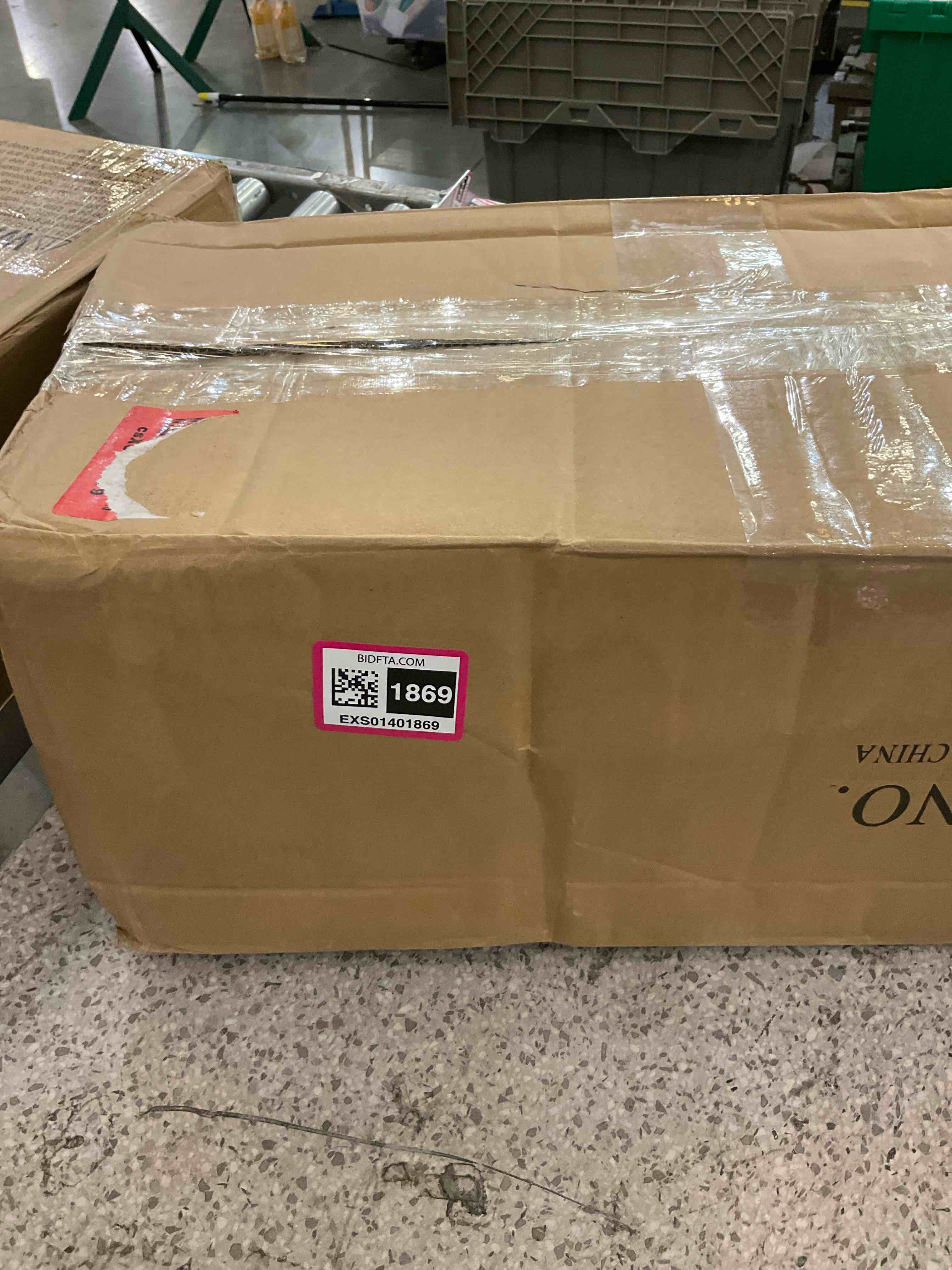 https://s3.amazonaws.com/lotting-images-prod/BargainHunt/EXS01401869_1722876104314.jpeg