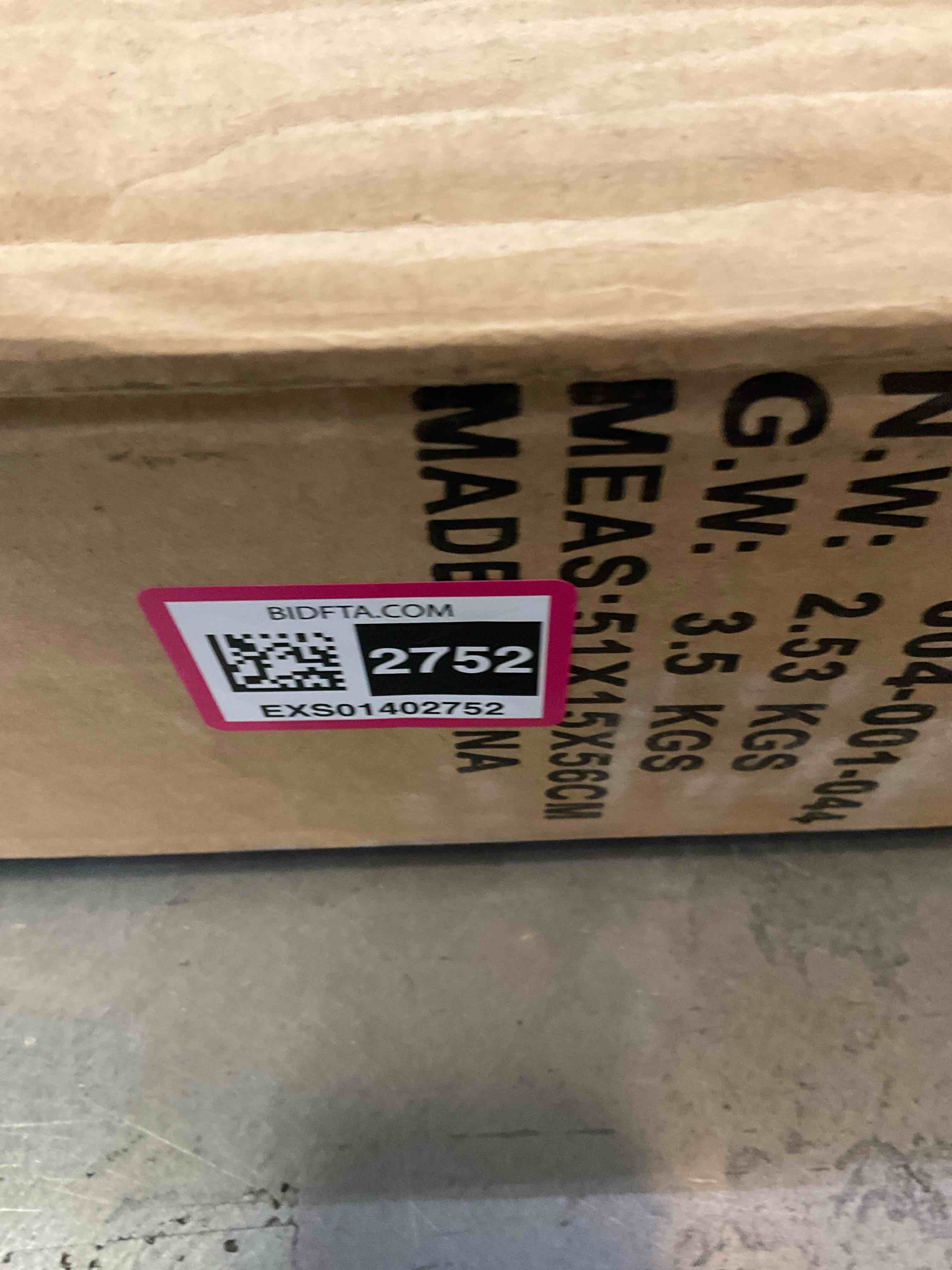 https://s3.amazonaws.com/lotting-images-prod/BargainHunt/EXS01402752_1722958430783.jpeg