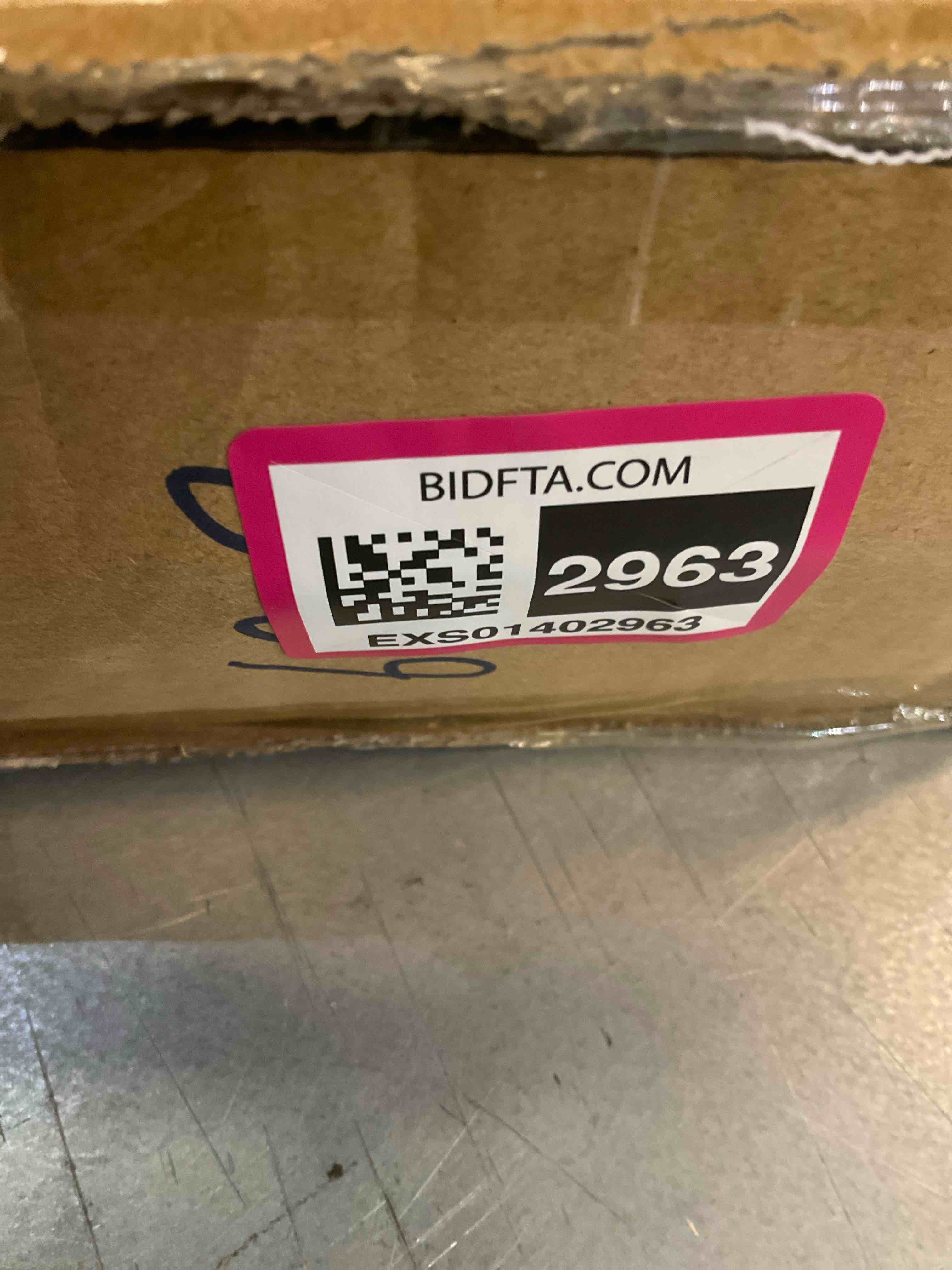 https://s3.amazonaws.com/lotting-images-prod/BargainHunt/EXS01402963_1723144416525.jpeg