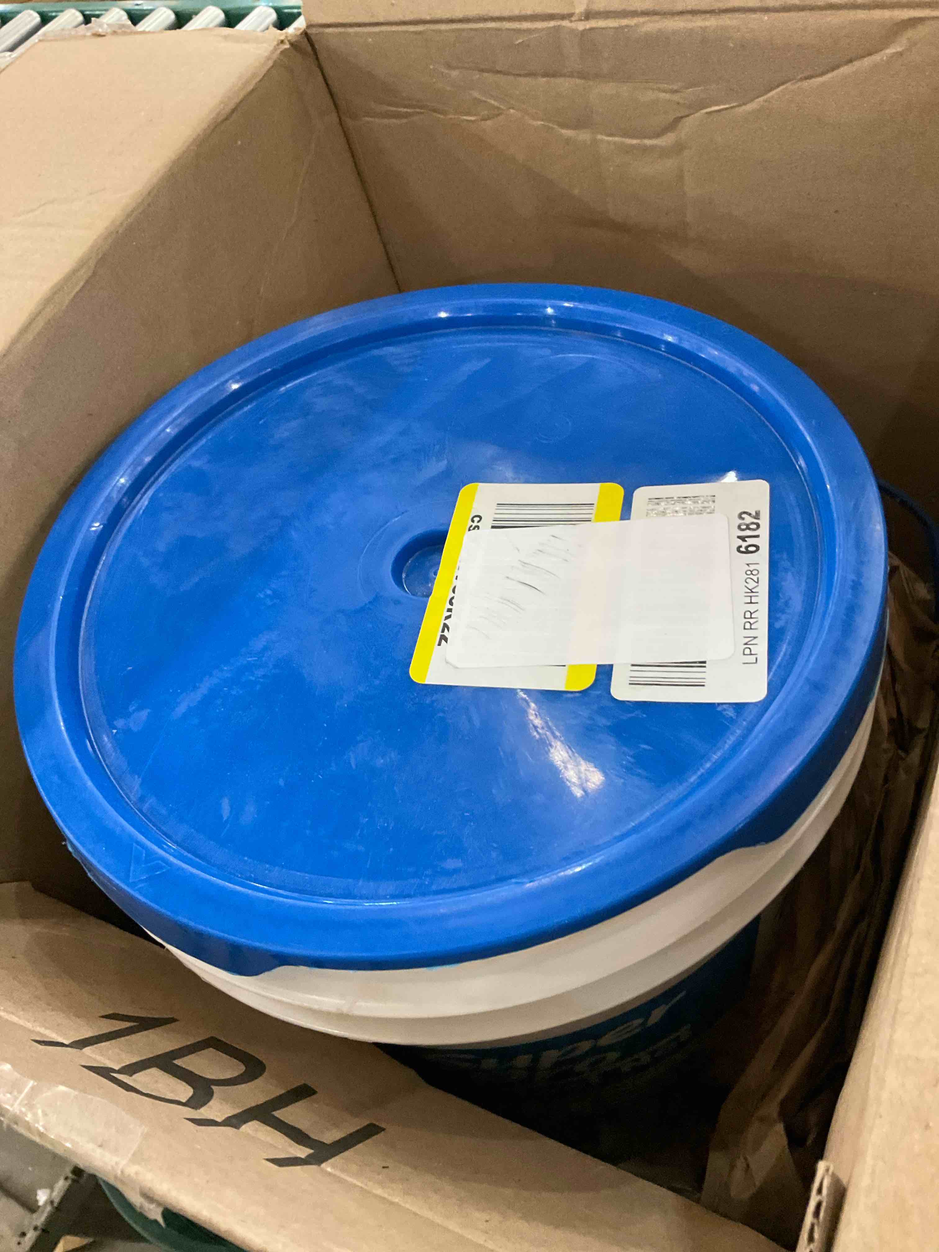https://s3.amazonaws.com/lotting-images-prod/BargainHunt/EXS01403255_1723567199985.jpeg